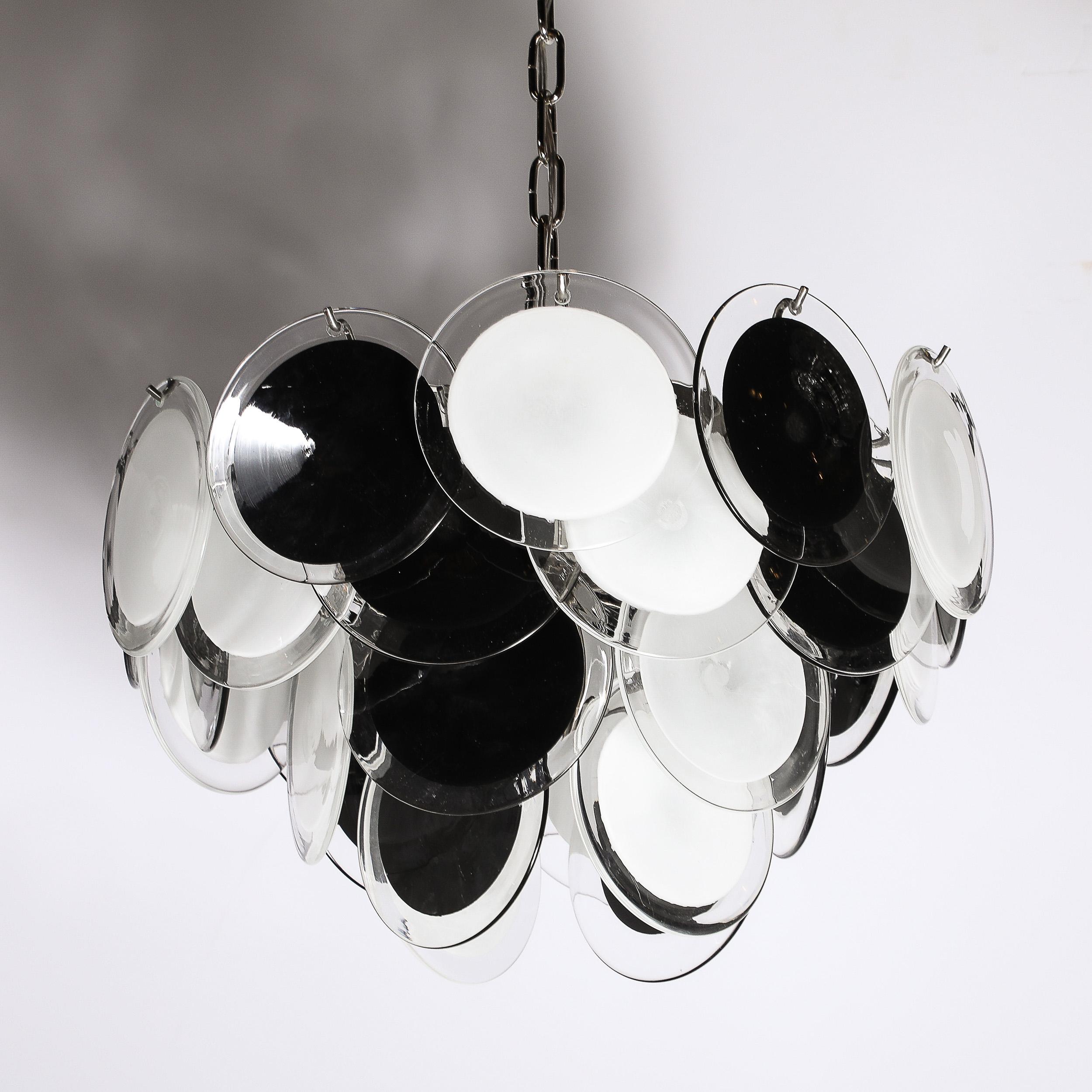 Lampadario modernista a disco di Murano soffiato a mano a quattro livelli in bianco e nero in vendita 2