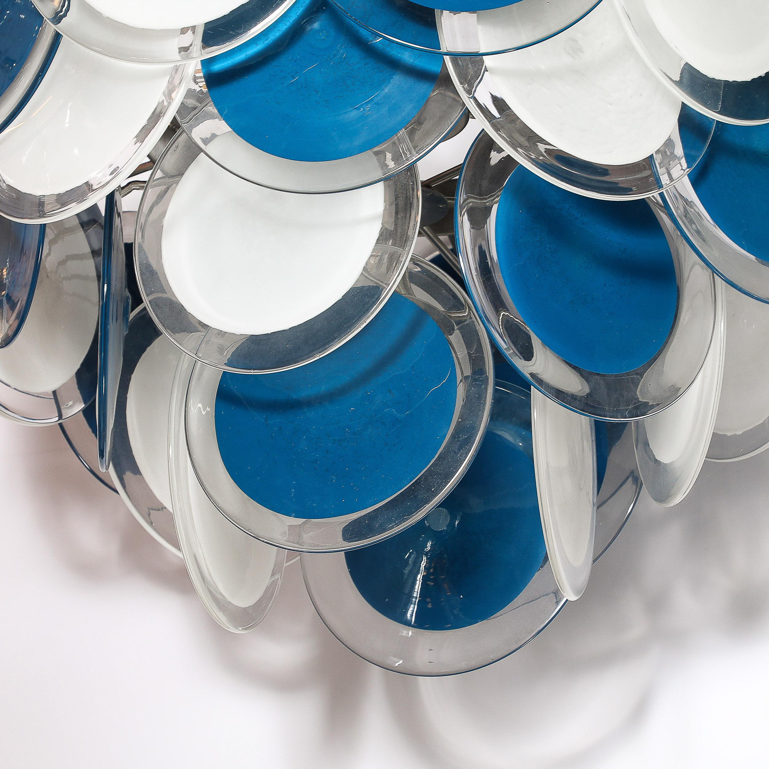 Lampadario a disco modernista a quattro livelli in vetro di Murano bianco e ceruleo in vendita 6