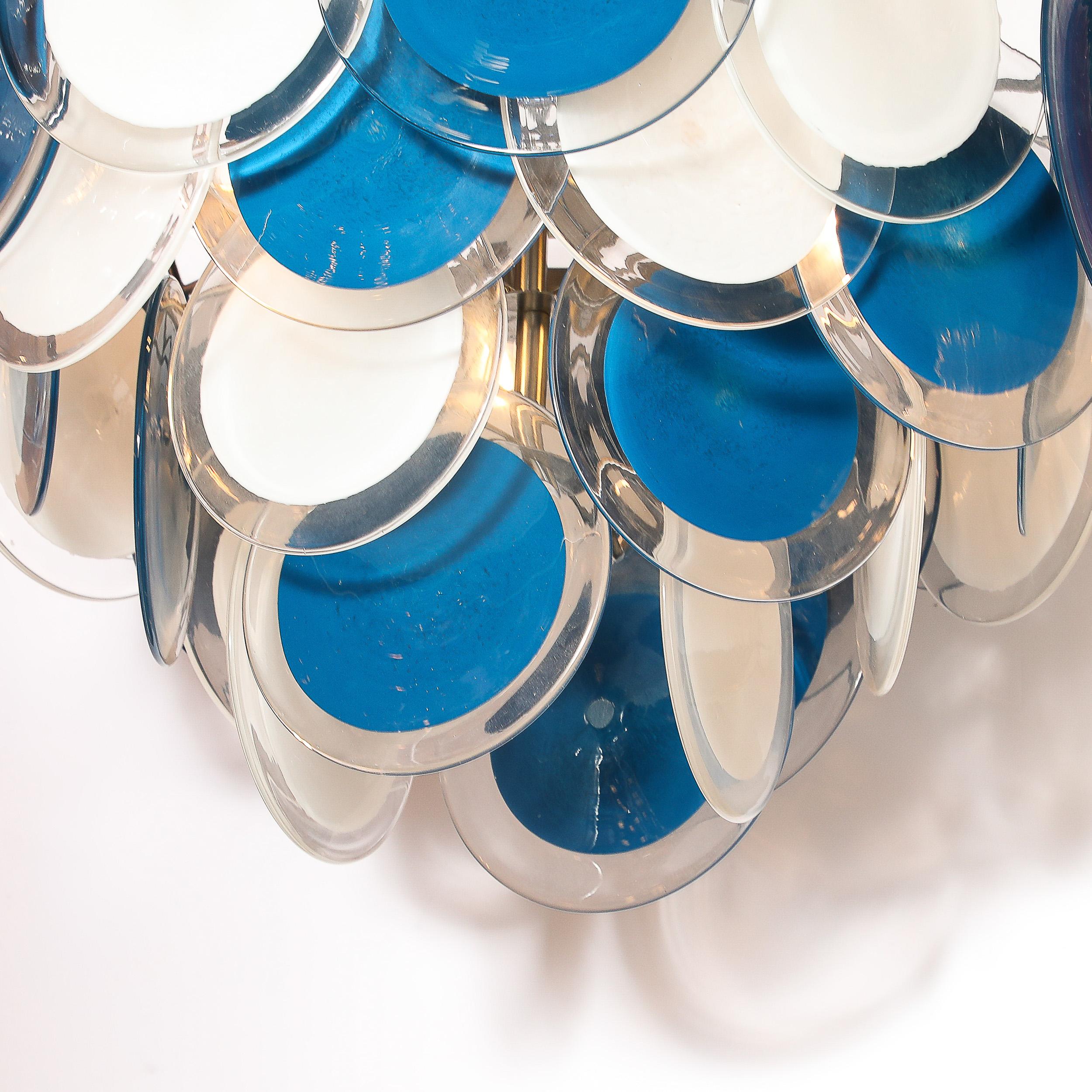 Lampadario a disco modernista a quattro livelli in vetro di Murano bianco e ceruleo in vendita 1