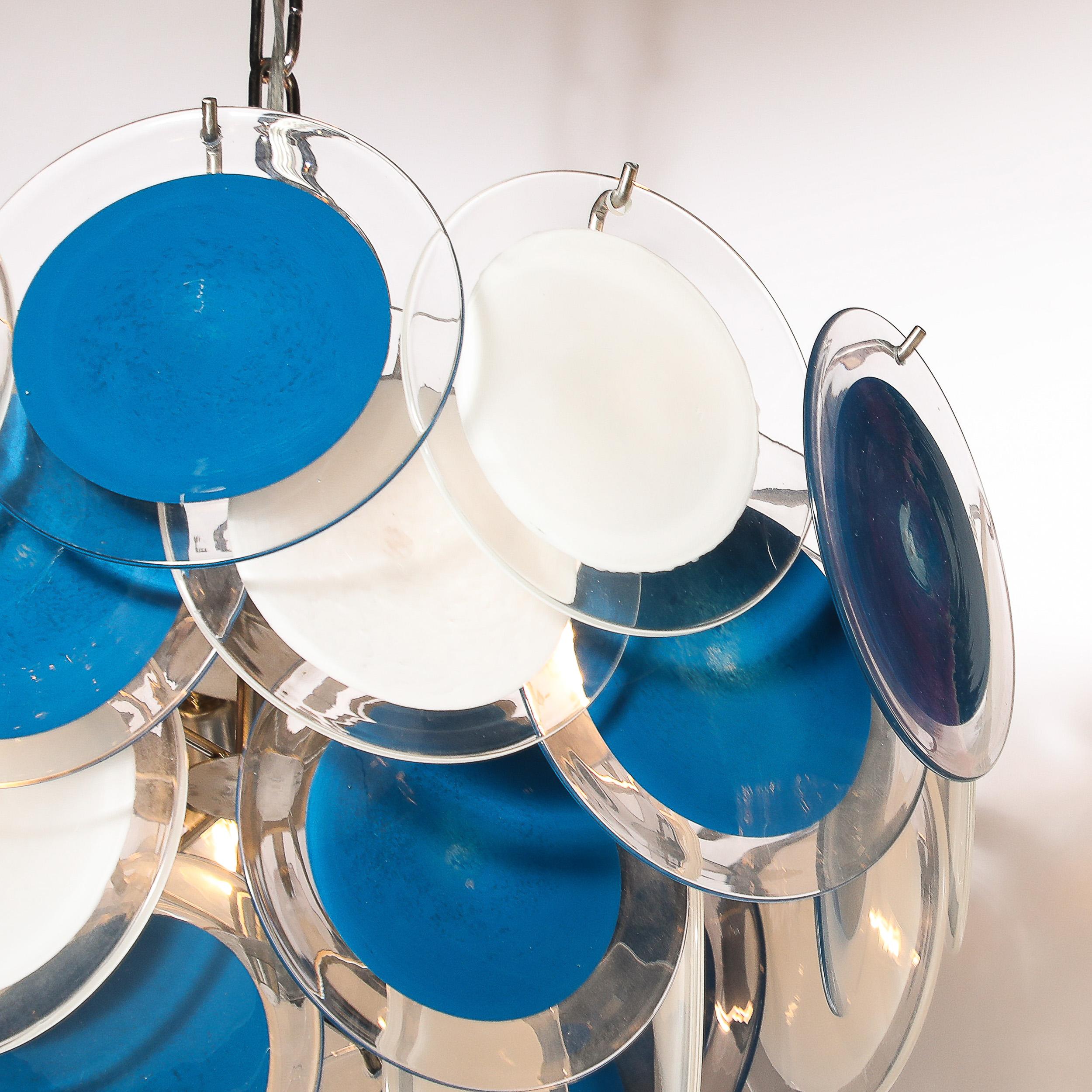 Lampadario a disco modernista a quattro livelli in vetro di Murano bianco e ceruleo in vendita 2
