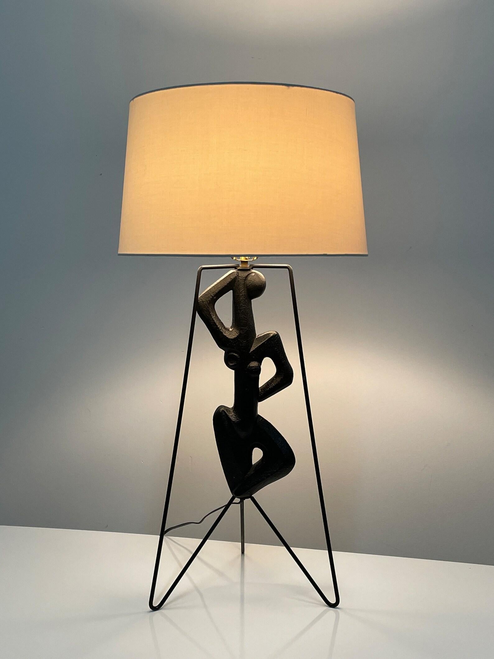 Mid-Century Modern Modernist Frederic Weinberg Figural Iron Hairpin Table Lamp 1950s  For Sale