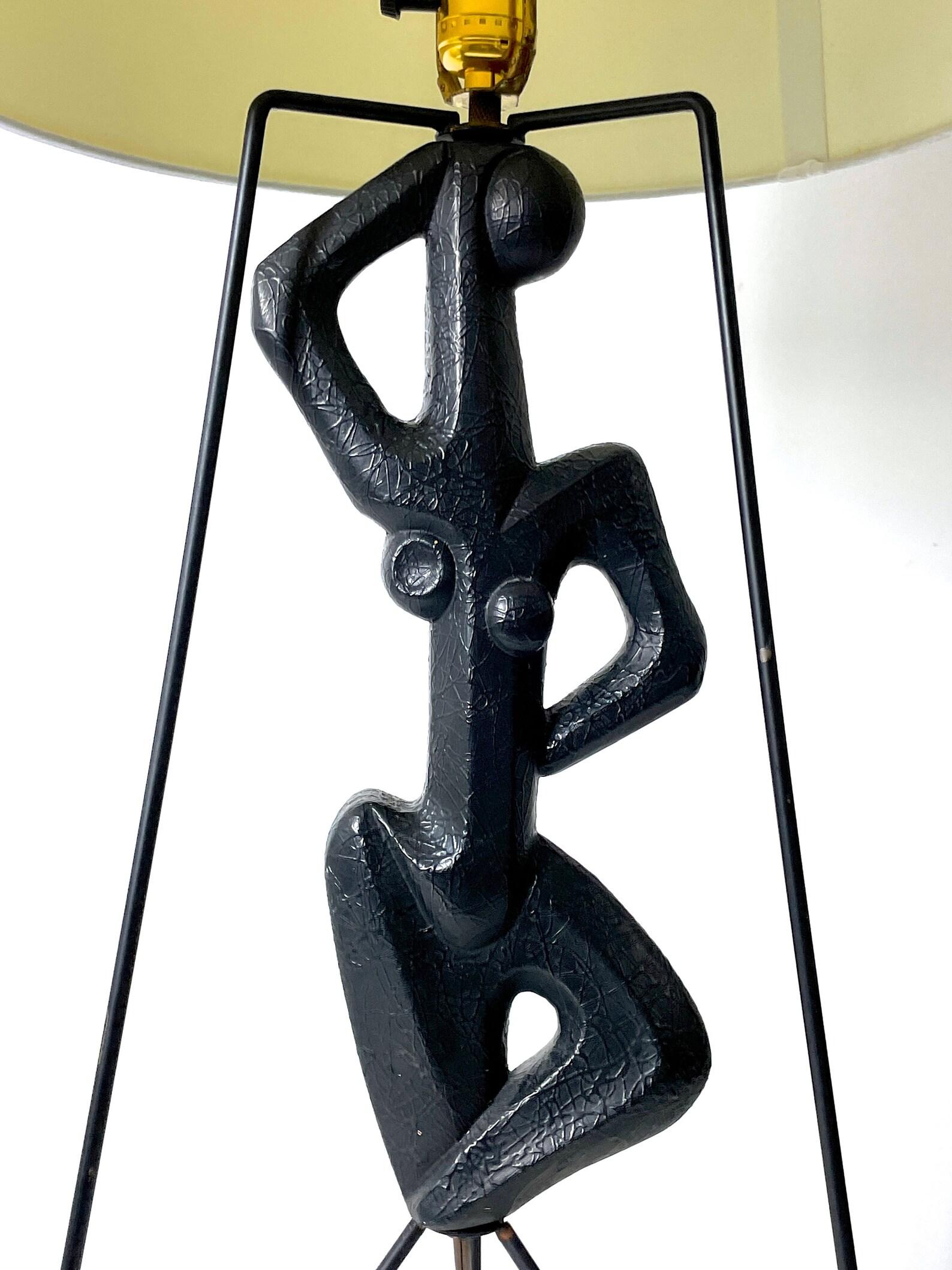 American Modernist Frederic Weinberg Figural Iron Hairpin Table Lamp 1950s  For Sale