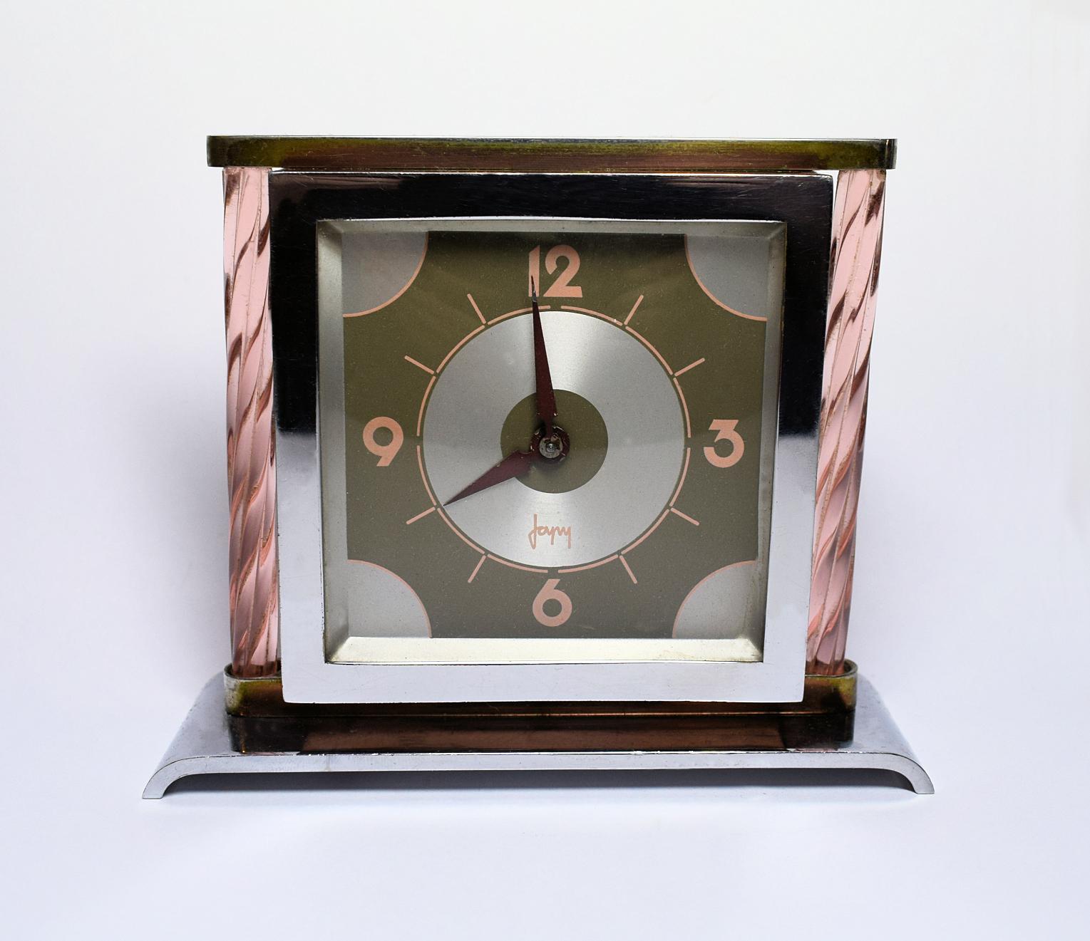 Französische Art-Déco-Uhr aus Glas und Chrom im modernistischen Stil im Angebot 4
