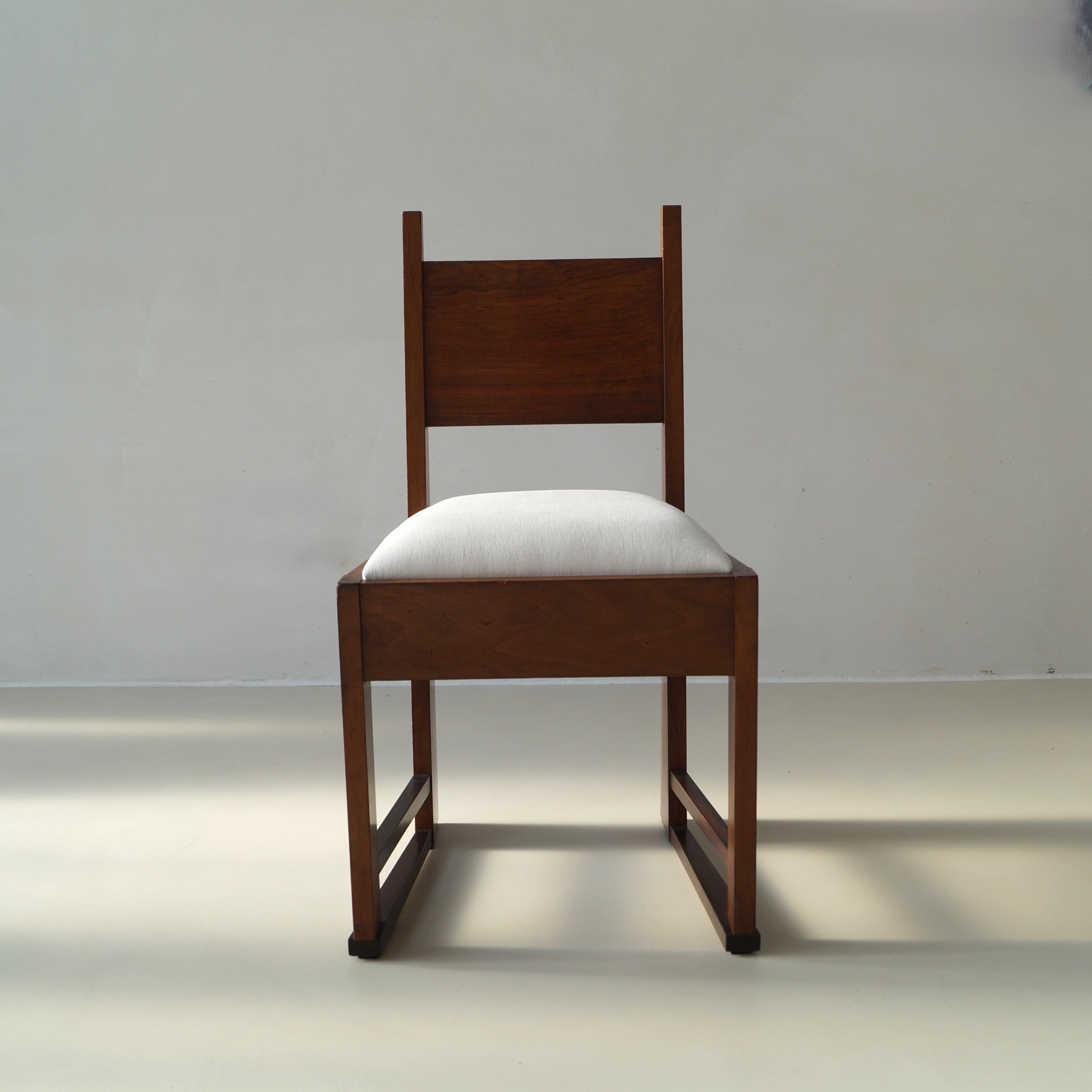 Hand-Crafted Modernist French side or accent chair, 1920s