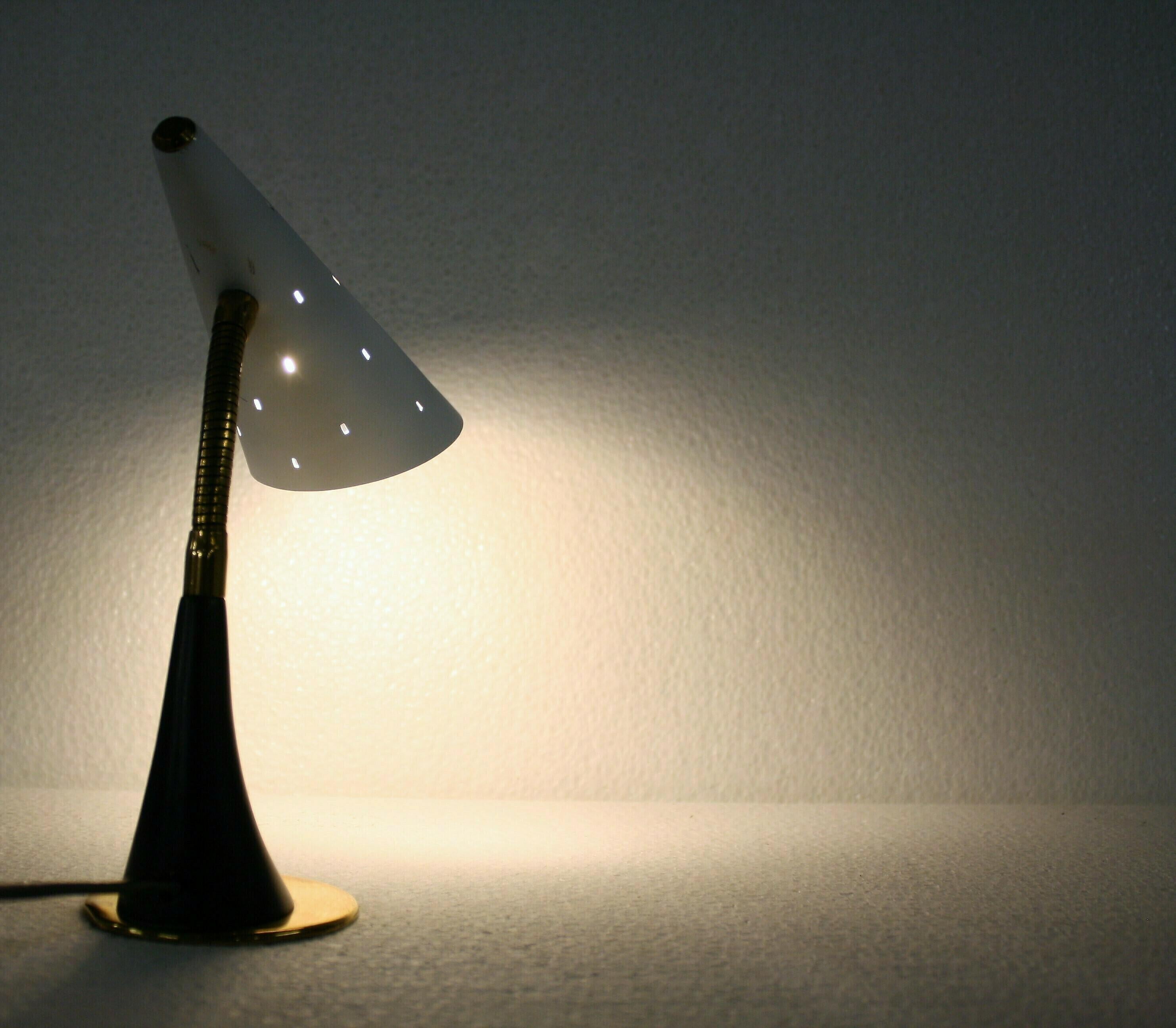 Lampe de table moderniste française 1950 en vente 3