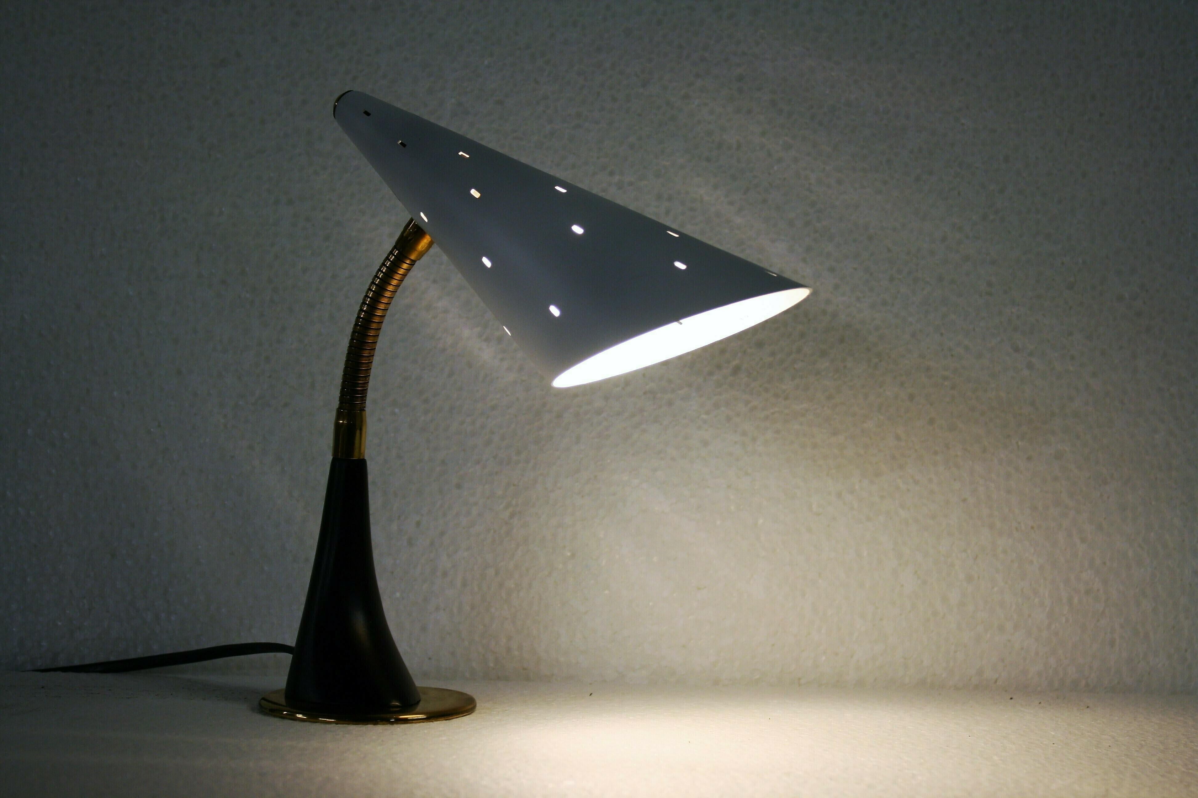 Lampe de table moderniste française 1950 Excellent état - En vente à HEVERLEE, BE