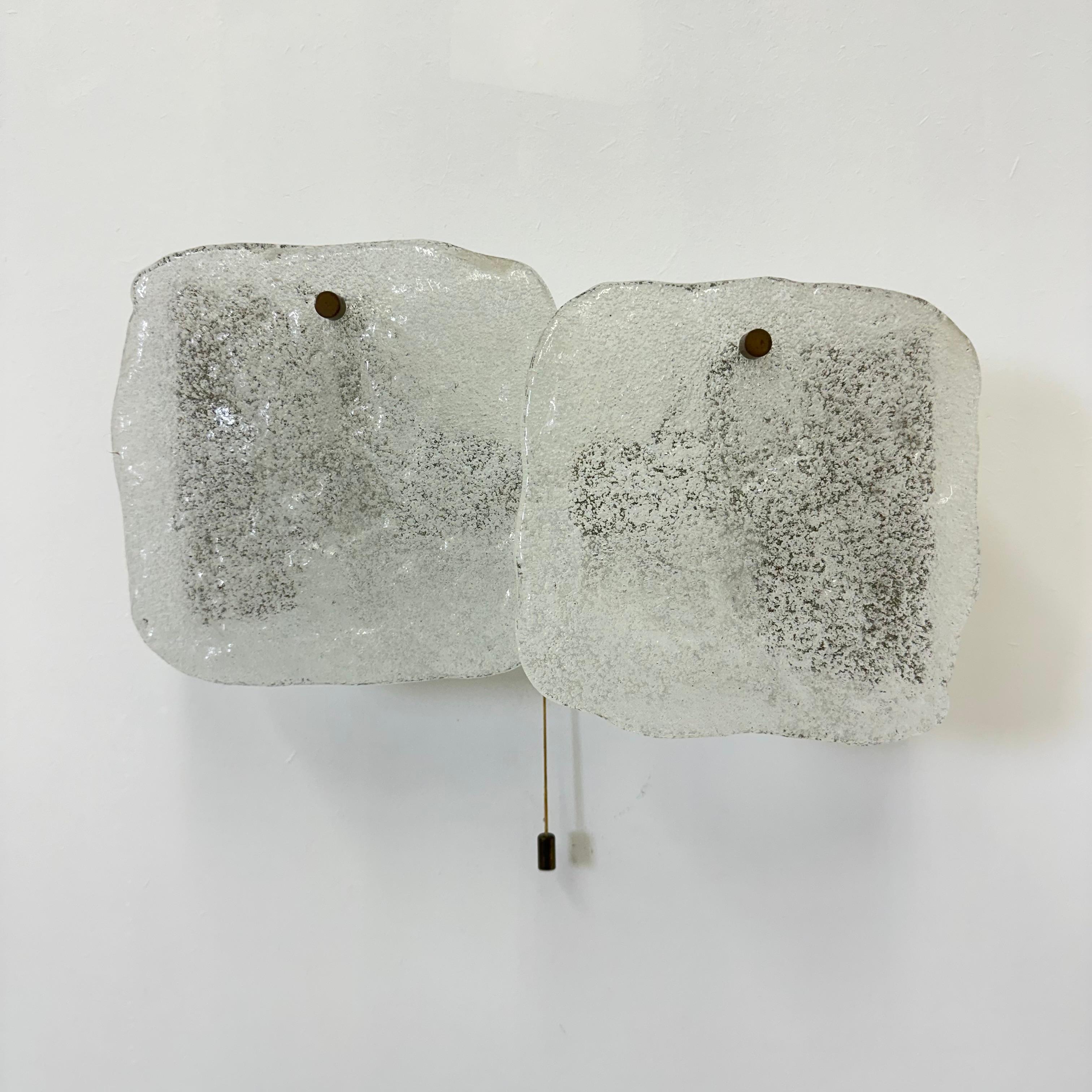 Modernist Frosted Ice Glass Wall Lamp attributed to J. T. Kalmar for Kalmar, 196 For Sale 4