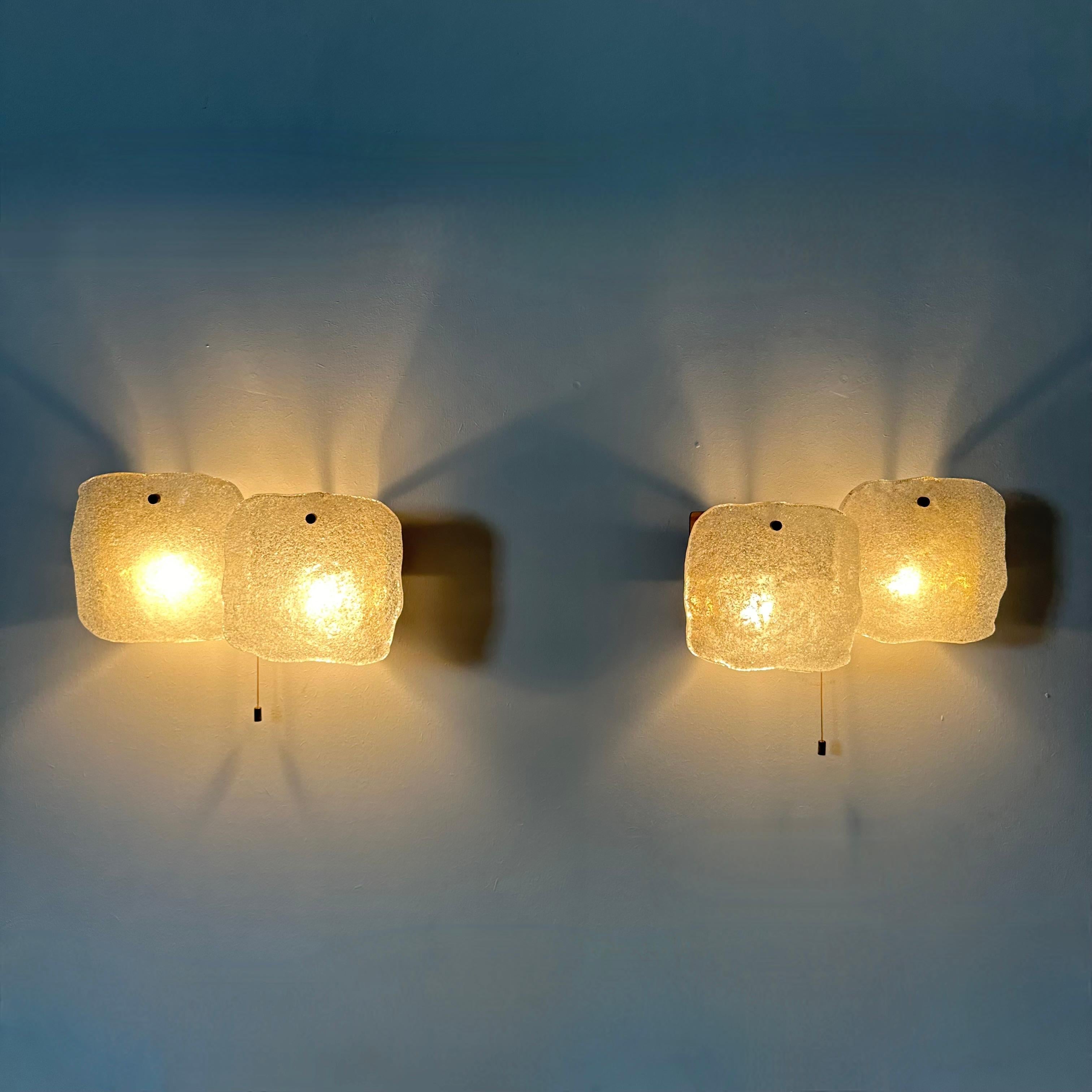 Modernist Frosted Ice Glass Wall Lamp attributed to J. T. Kalmar for Kalmar, 196 For Sale 8
