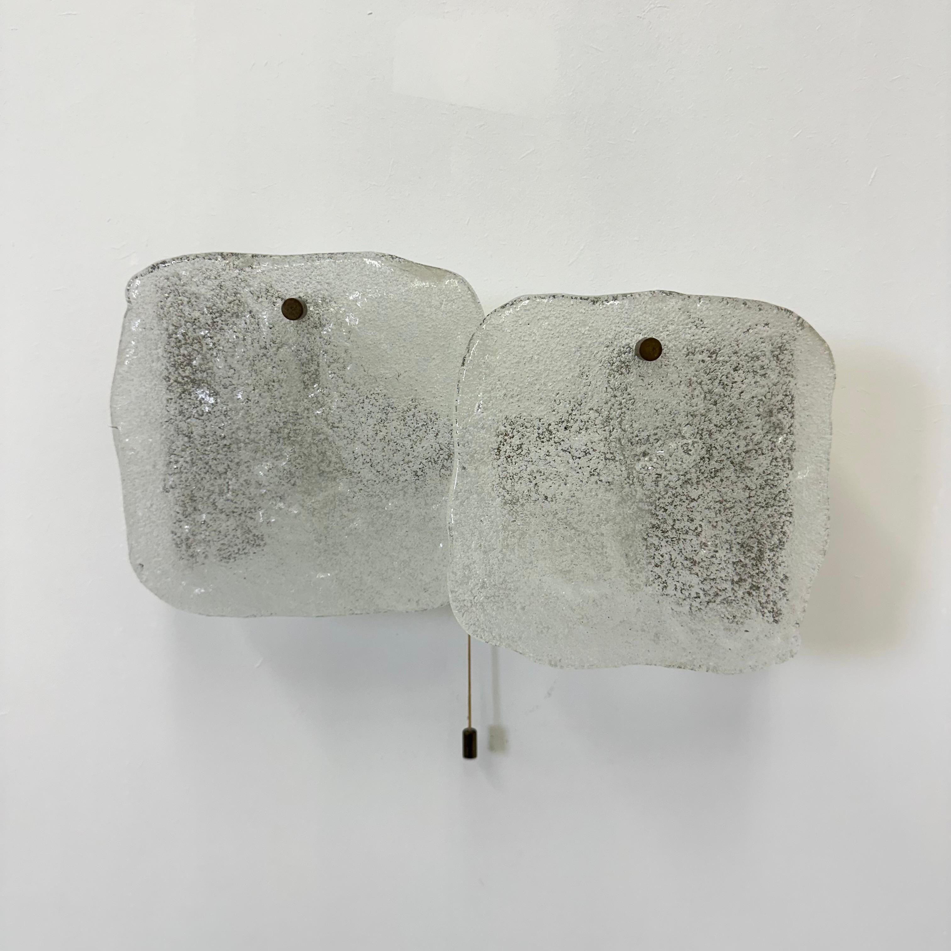 Modernist Frosted Ice Glass Wall Lamp attributed to J. T. Kalmar for Kalmar, 196 For Sale 2