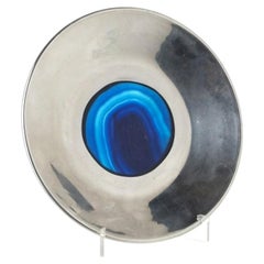 Modernist fruit bowl