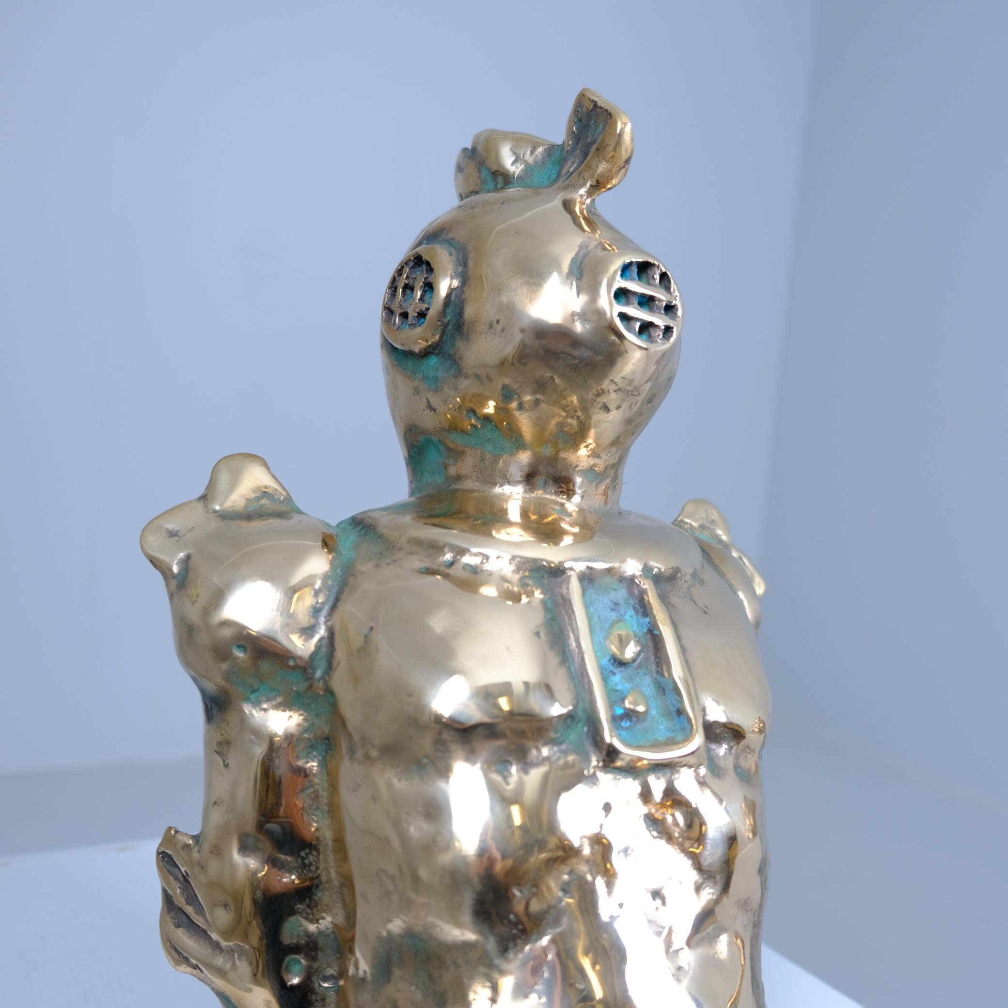 Finlandese Modernist Futuristic Diver Brass Sculpture, Eldest by Sakari Kannosto 2025 in vendita