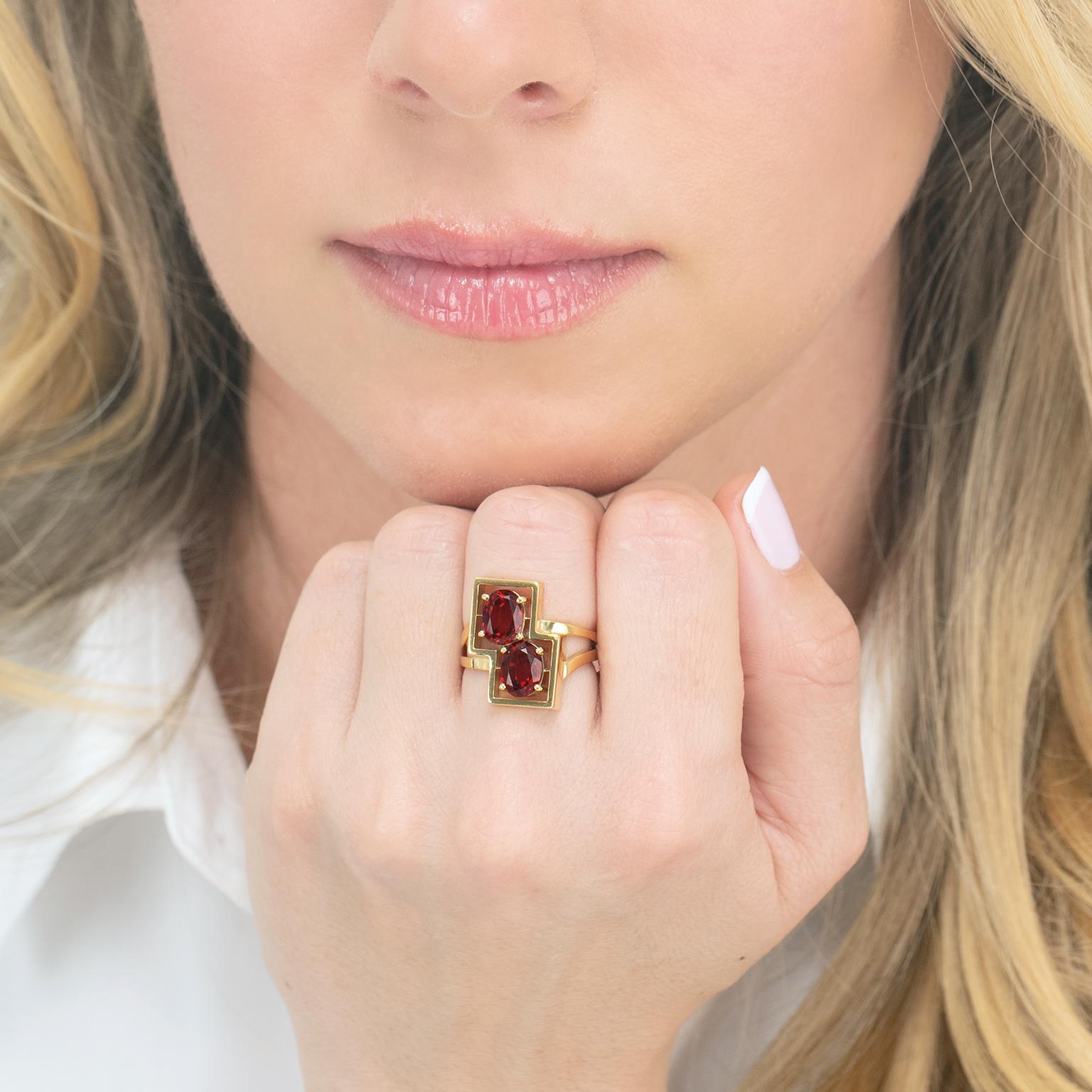 Women's Modernist Garnet Set Gold Ring