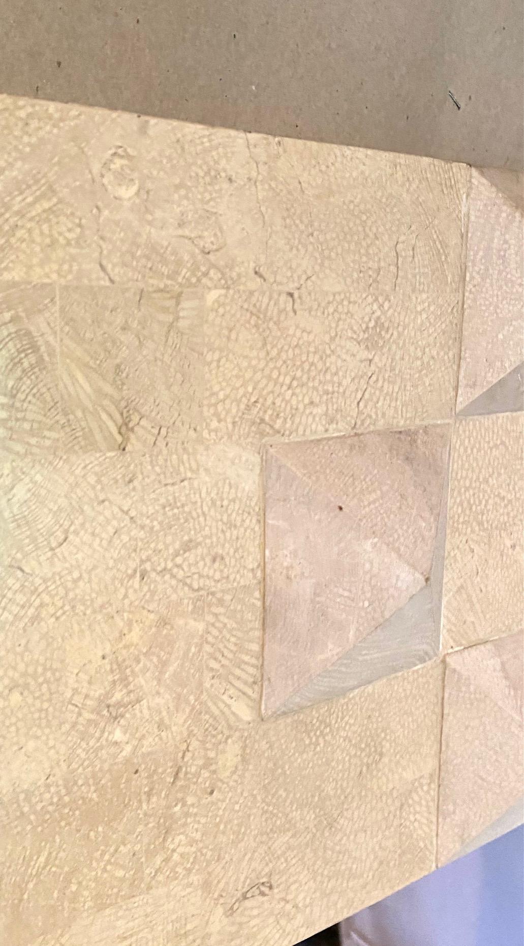 Modernist Geometric Fossil Stone Mirror by Oggetti In Good Condition For Sale In Montreal, QC