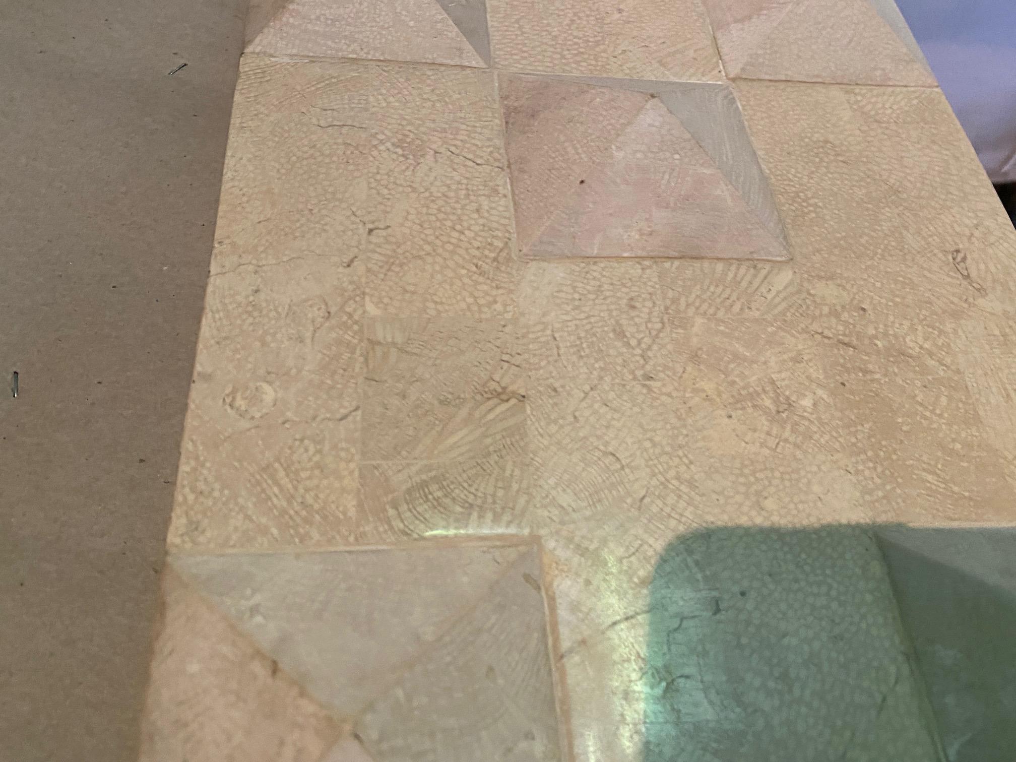 Modernist Geometric Fossil Stone Mirror by Oggetti For Sale 2