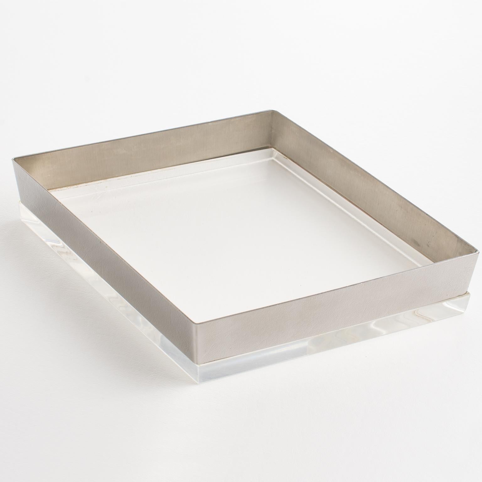 Late 20th Century Modernist Geometric Lucite and Chrome Metal Decorative Box, France 1970s For Sale