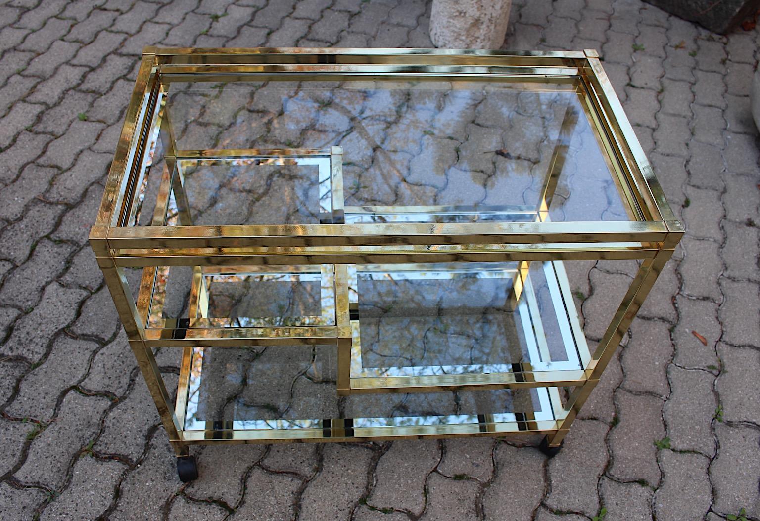 Carrito de Bar Modernista Geométrico Vintage Metal Dorado Cristal Años 70 Italia en venta 8