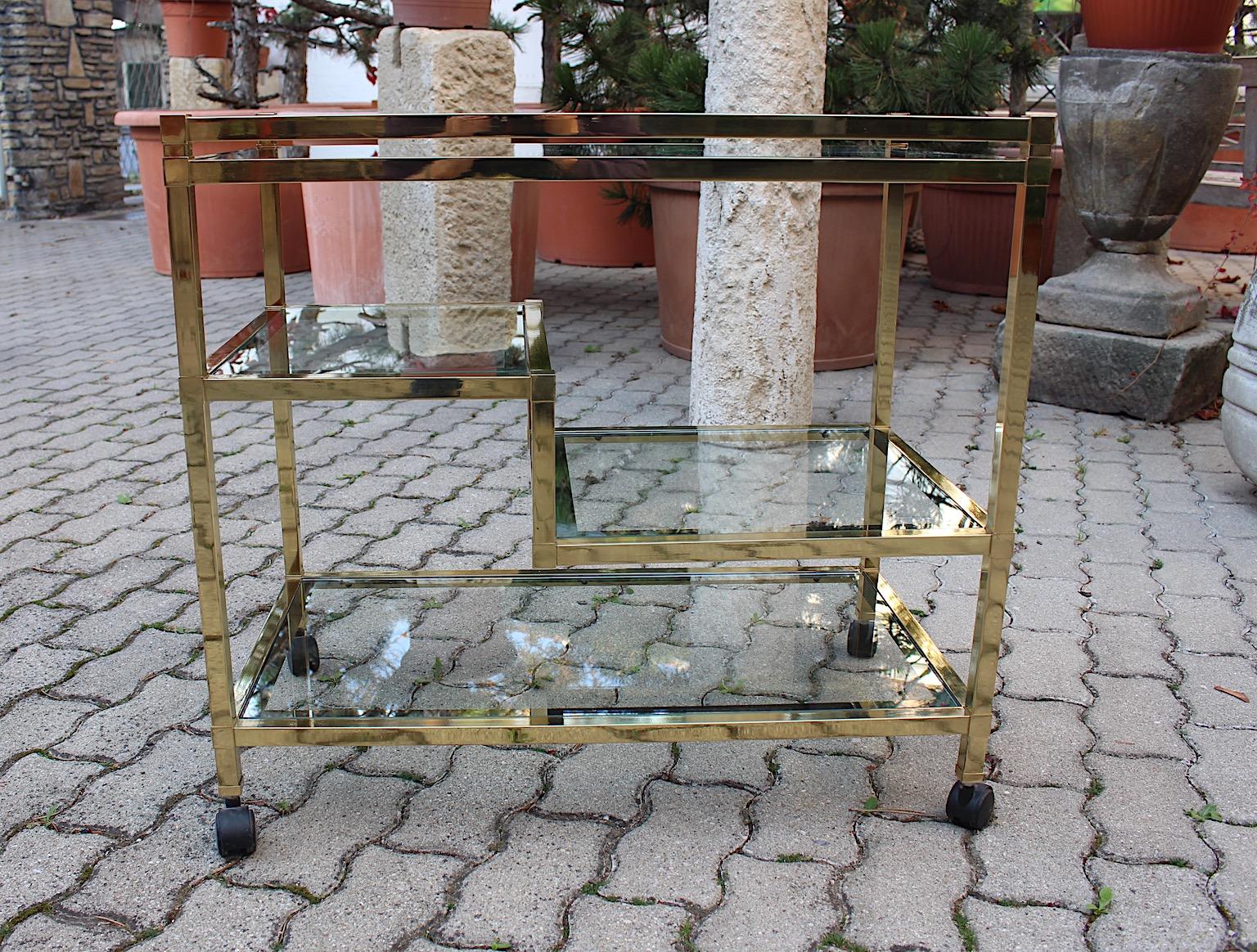 Carrito de Bar Modernista Geométrico Vintage Metal Dorado Cristal Años 70 Italia en venta 9