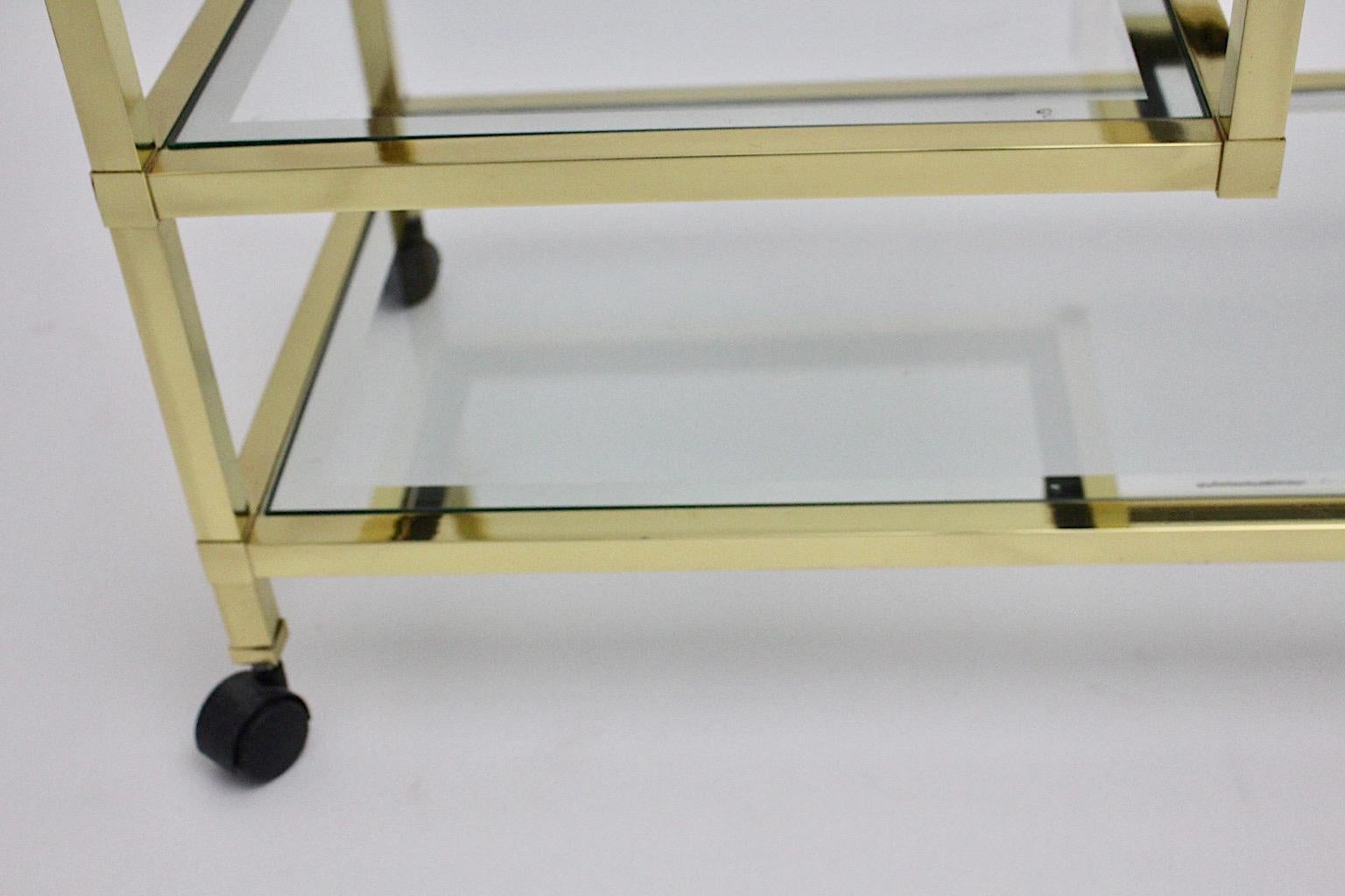 Carrito de Bar Modernista Geométrico Vintage Metal Dorado Cristal Años 70 Italia en venta 1