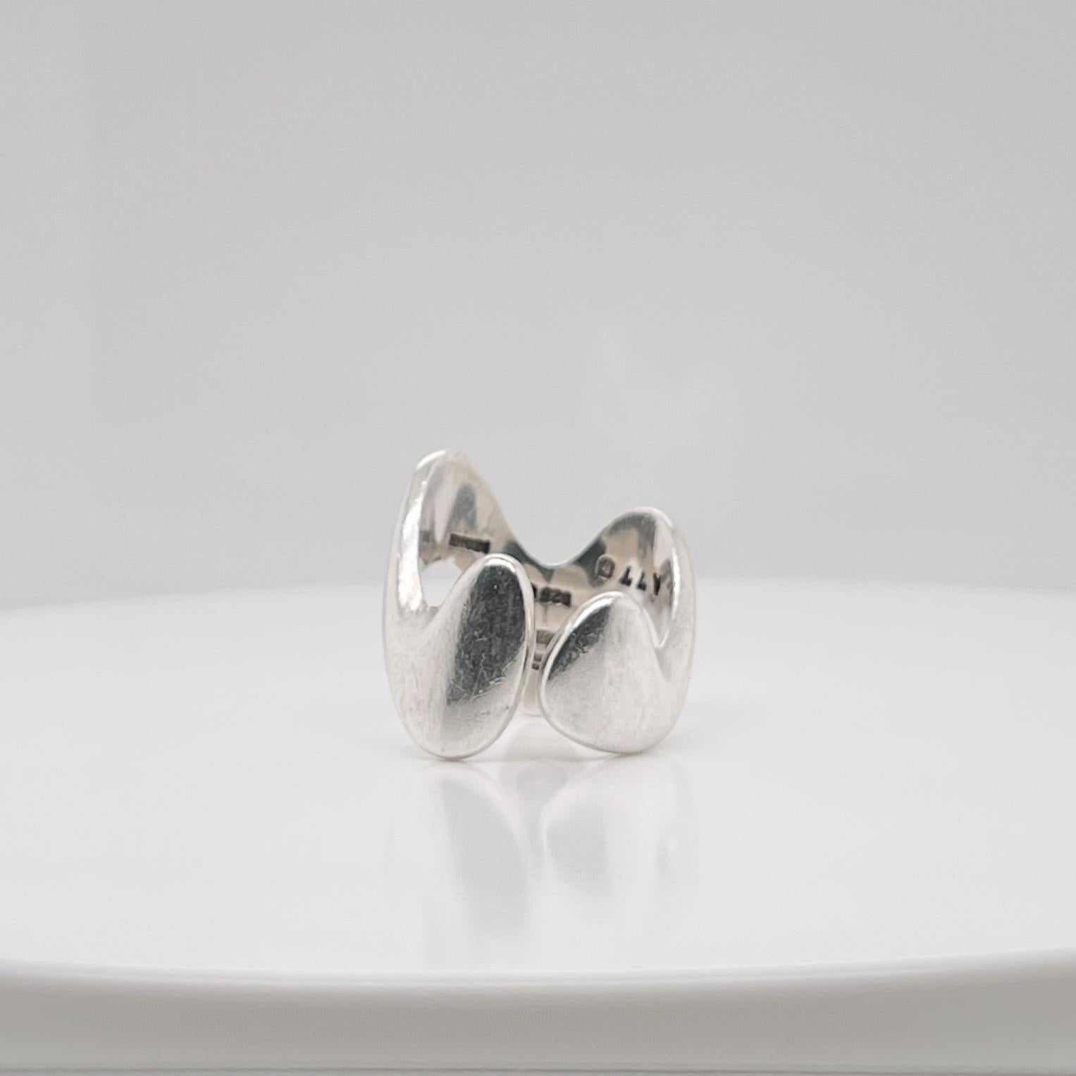 Modernist Georg Jensen Sterling Silver Ring Model No. A 77 B by Ole Ishøj In Fair Condition For Sale In Philadelphia, PA