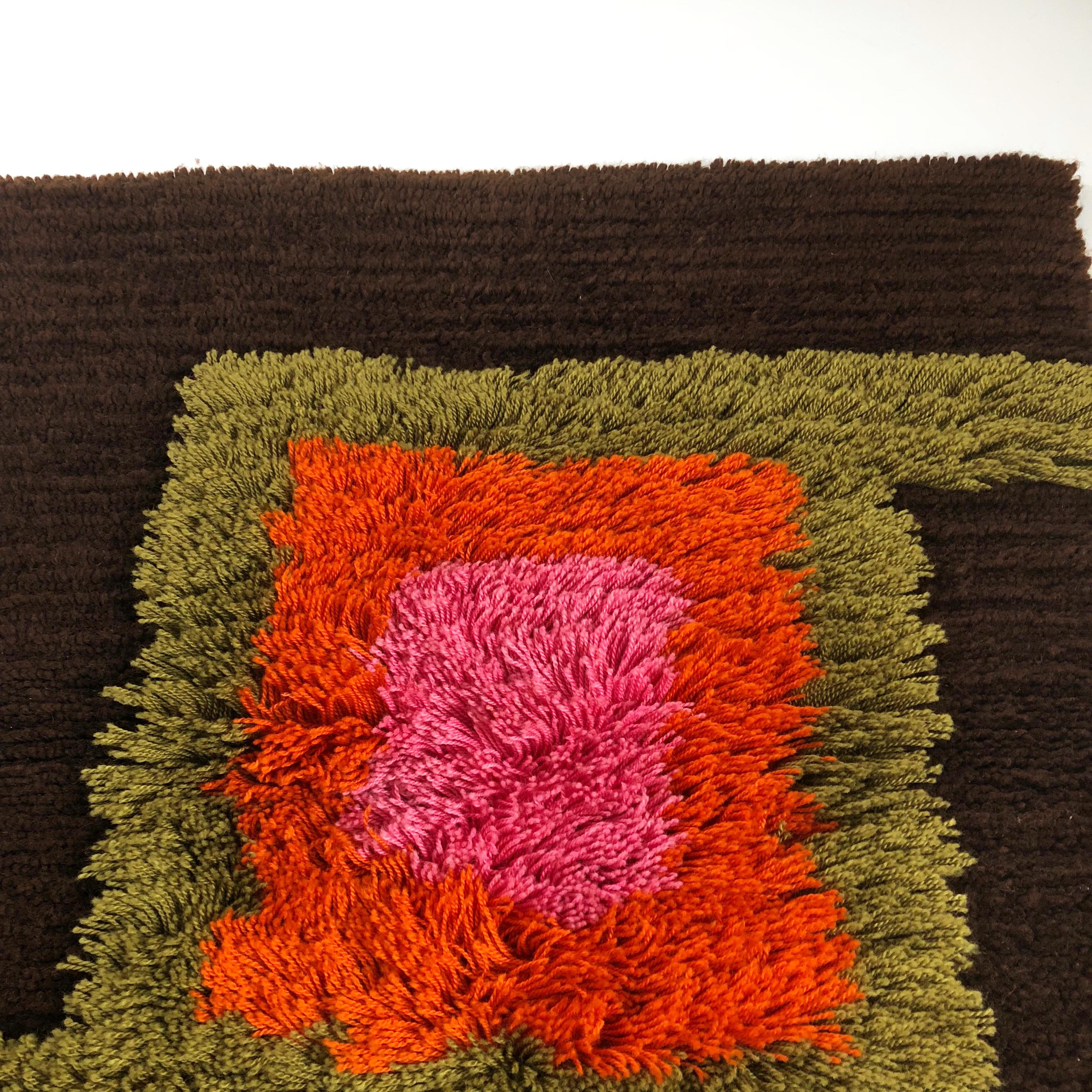 Modernist German Wall Rug by Cromwell Tefzet, Design by S. Doege, Germany, 1970s 5