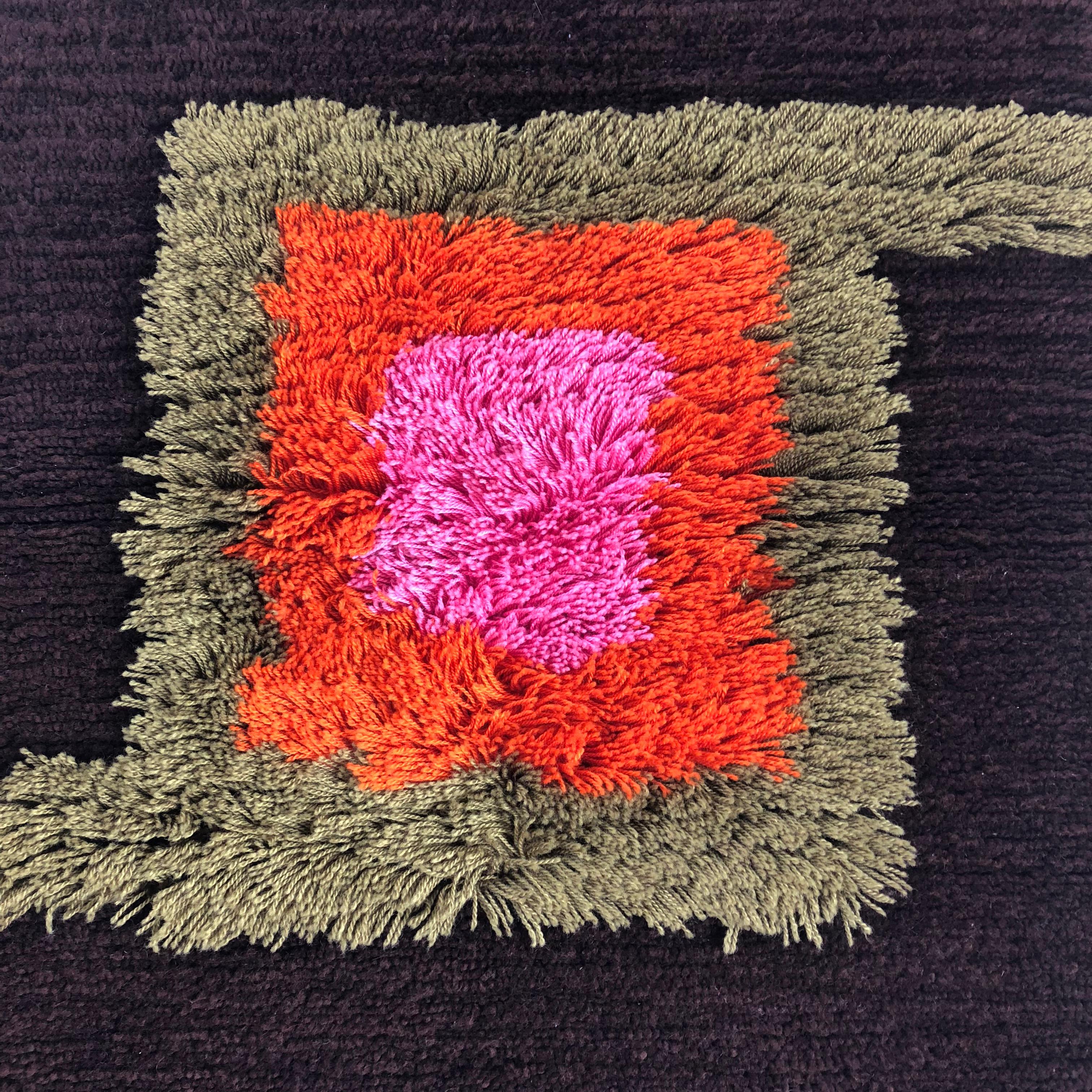 Modernist German Wall Rug by Cromwell Tefzet, Design by S. Doege, Germany, 1970s For Sale 6
