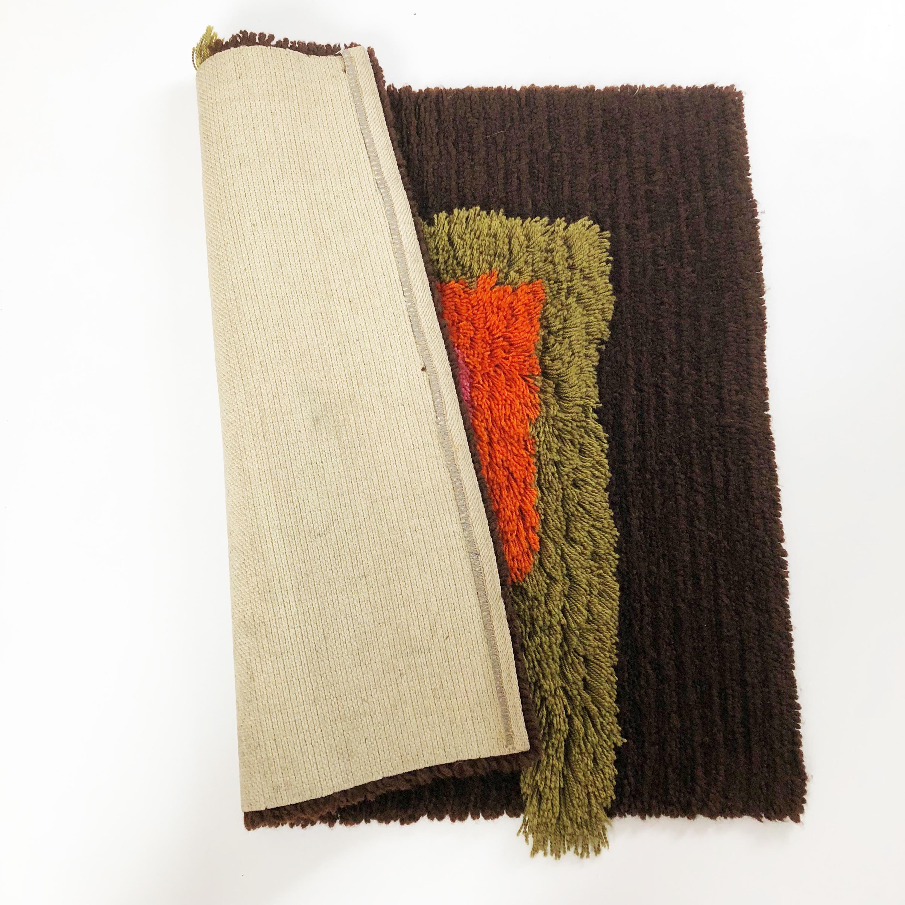 Modernist German Wall Rug by Cromwell Tefzet, Design by S. Doege, Germany, 1970s For Sale 8