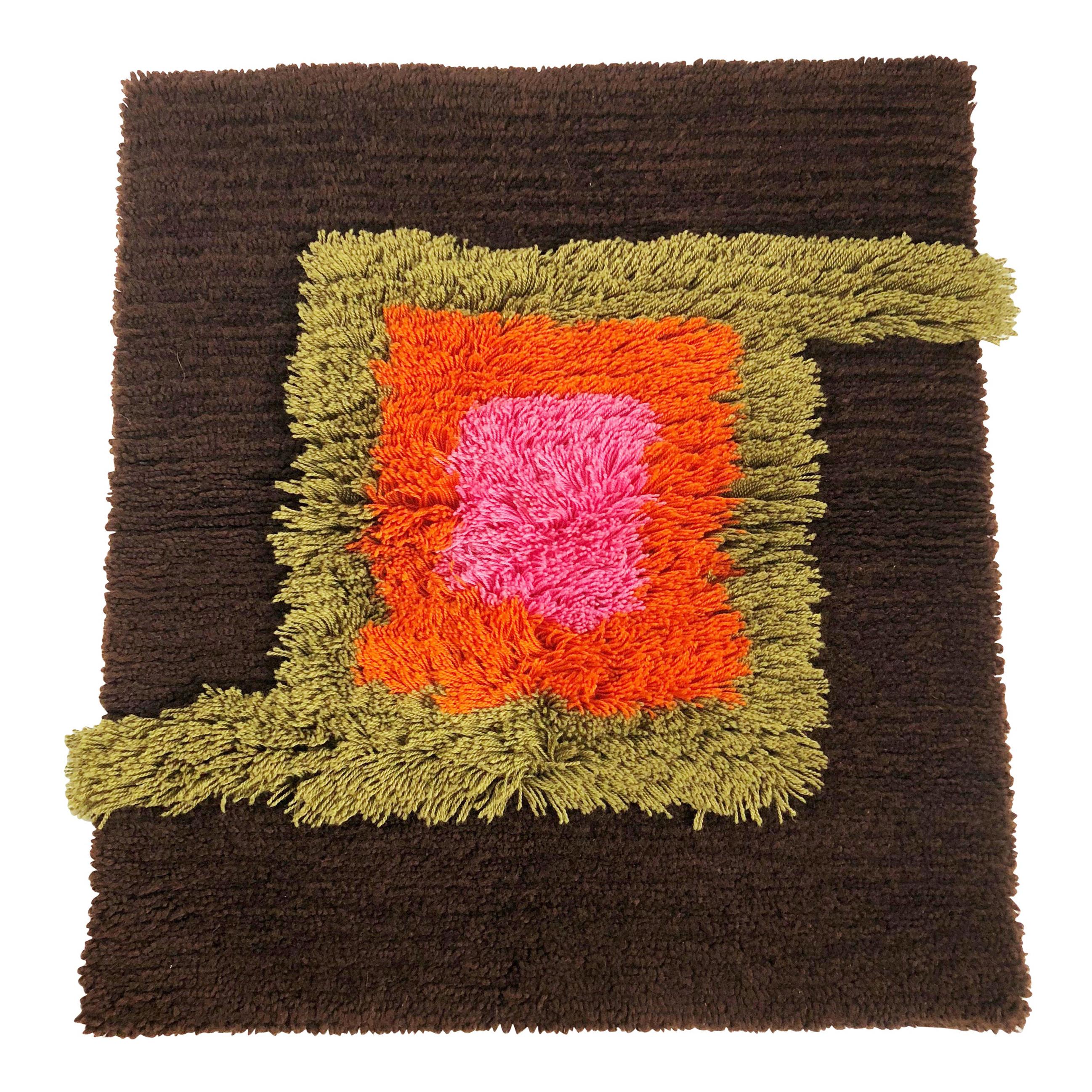 Modernist German Wall Rug by Cromwell Tefzet, Design by S. Doege, Germany, 1970s For Sale