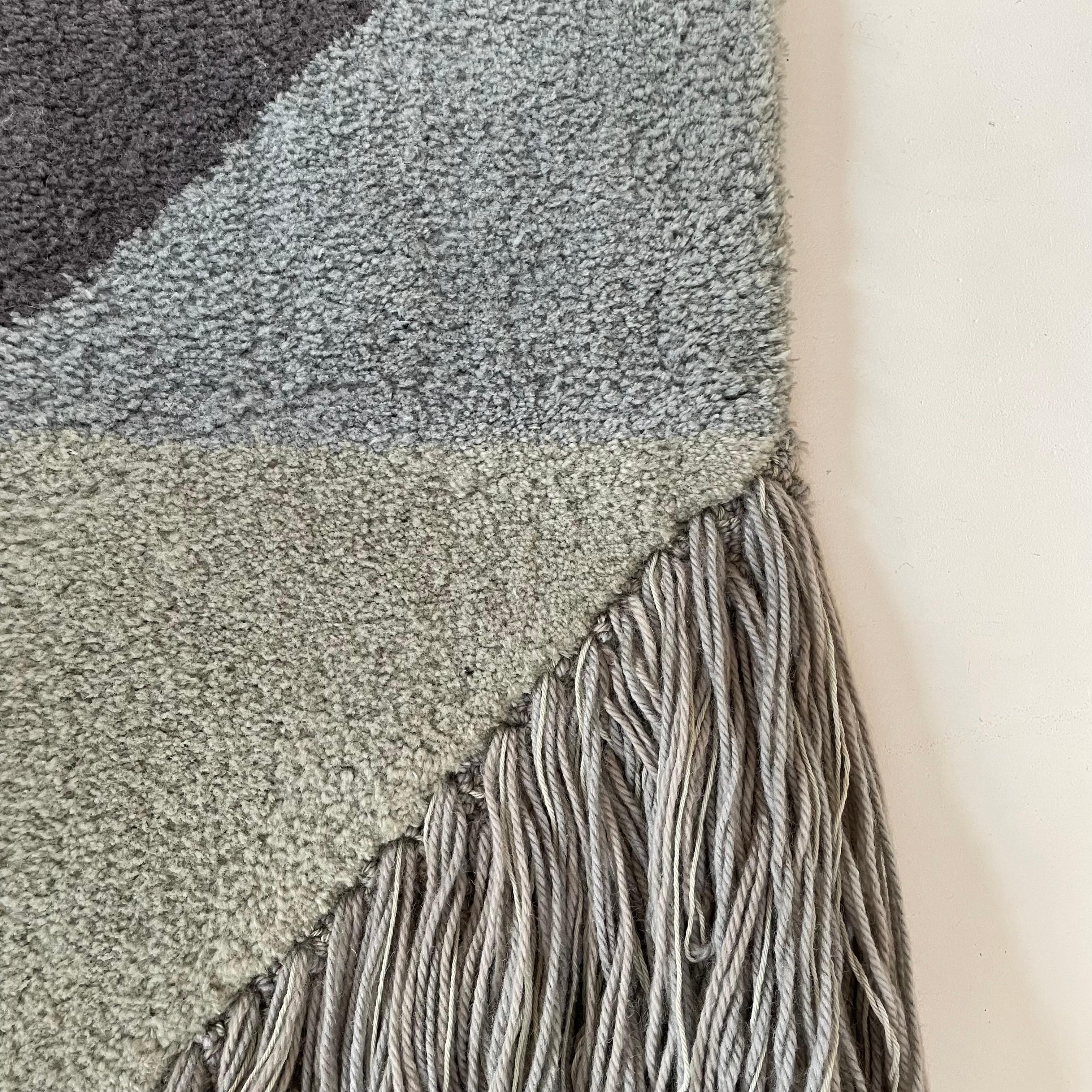 Modernist German Wall Rug by Ewald Kröner Schloss Hackhausen, Germany, 1970 no1 For Sale 9