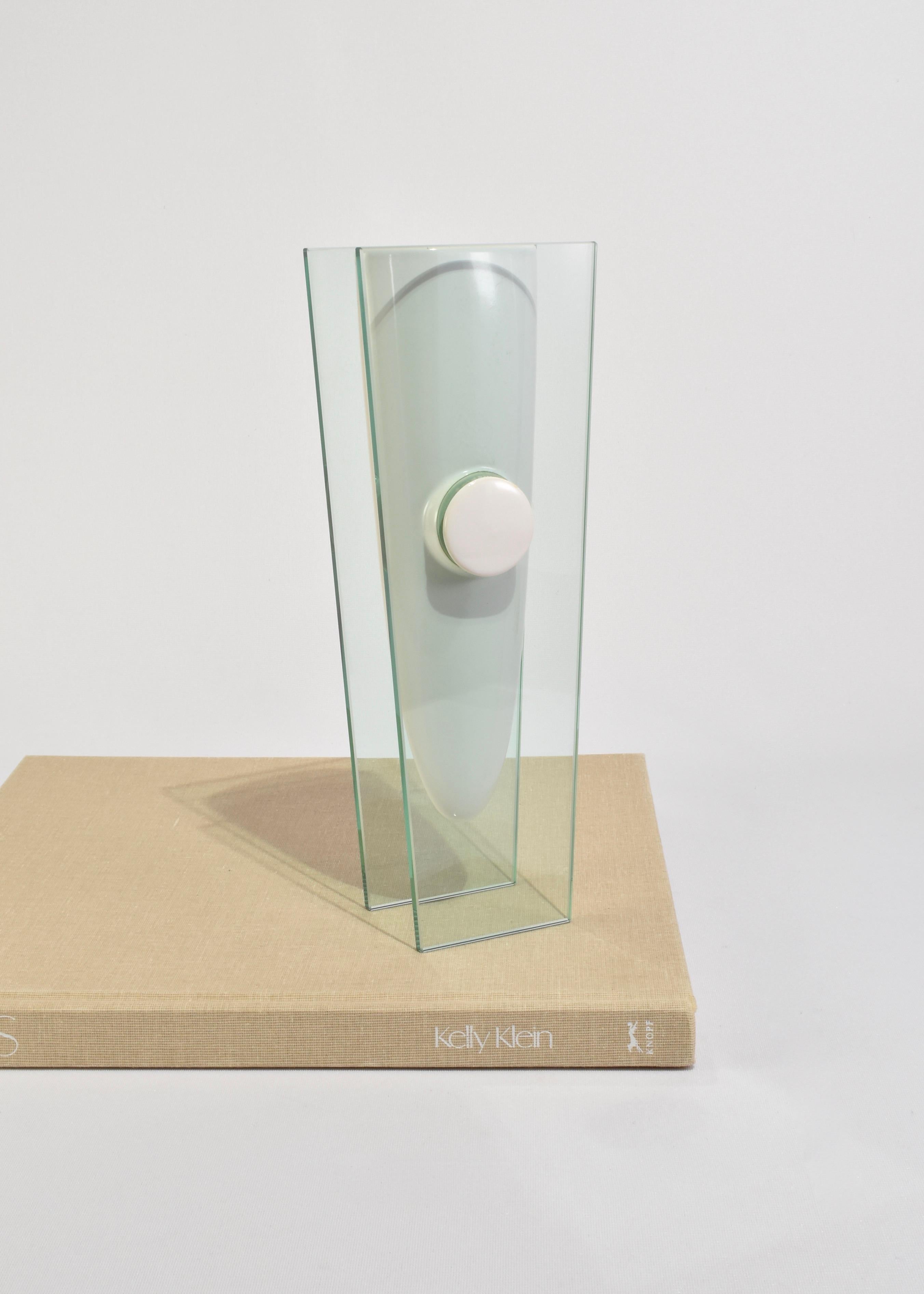 Modernistische Vase aus Glas und Keramik (20. Jahrhundert) im Angebot
