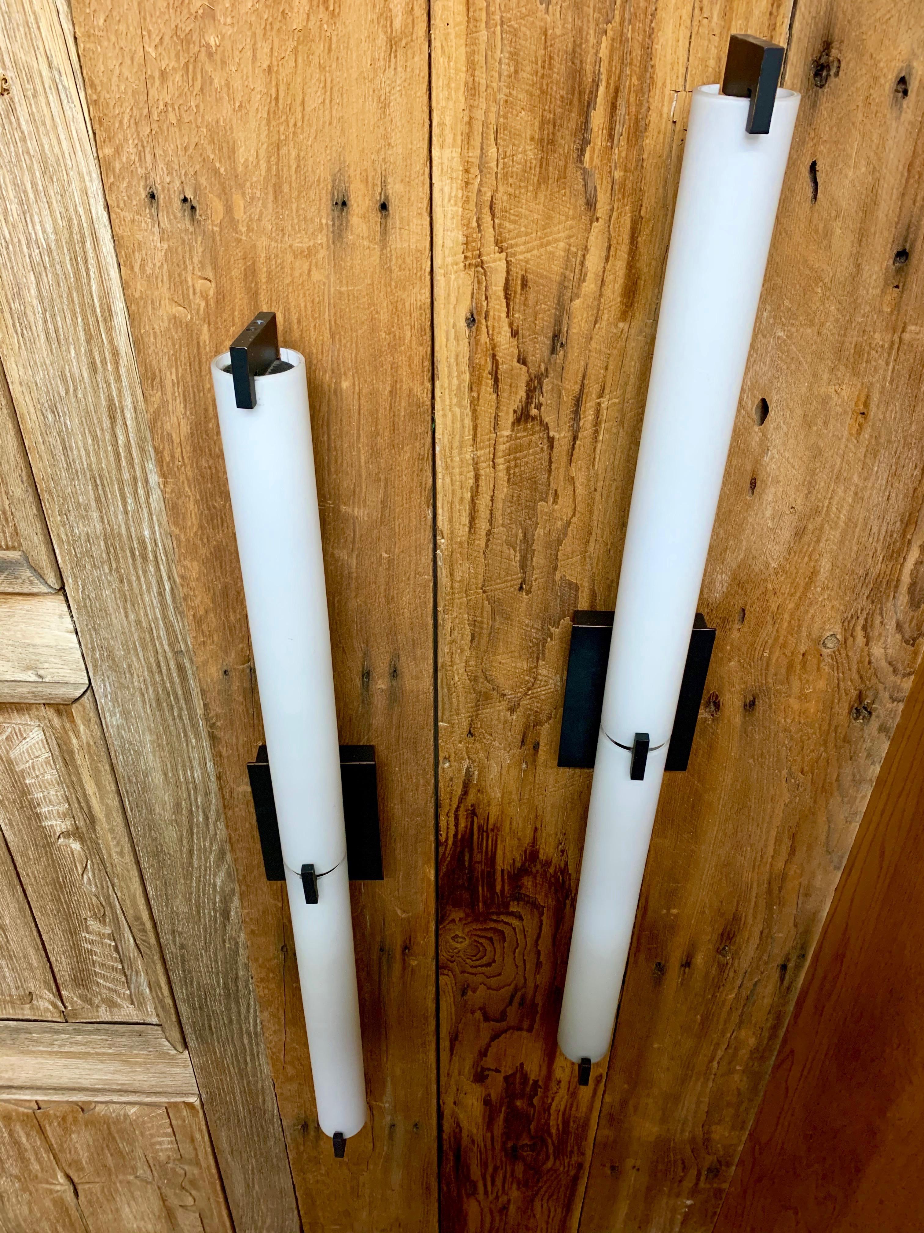 Lampade a tubo di vetro moderniste in vendita 9