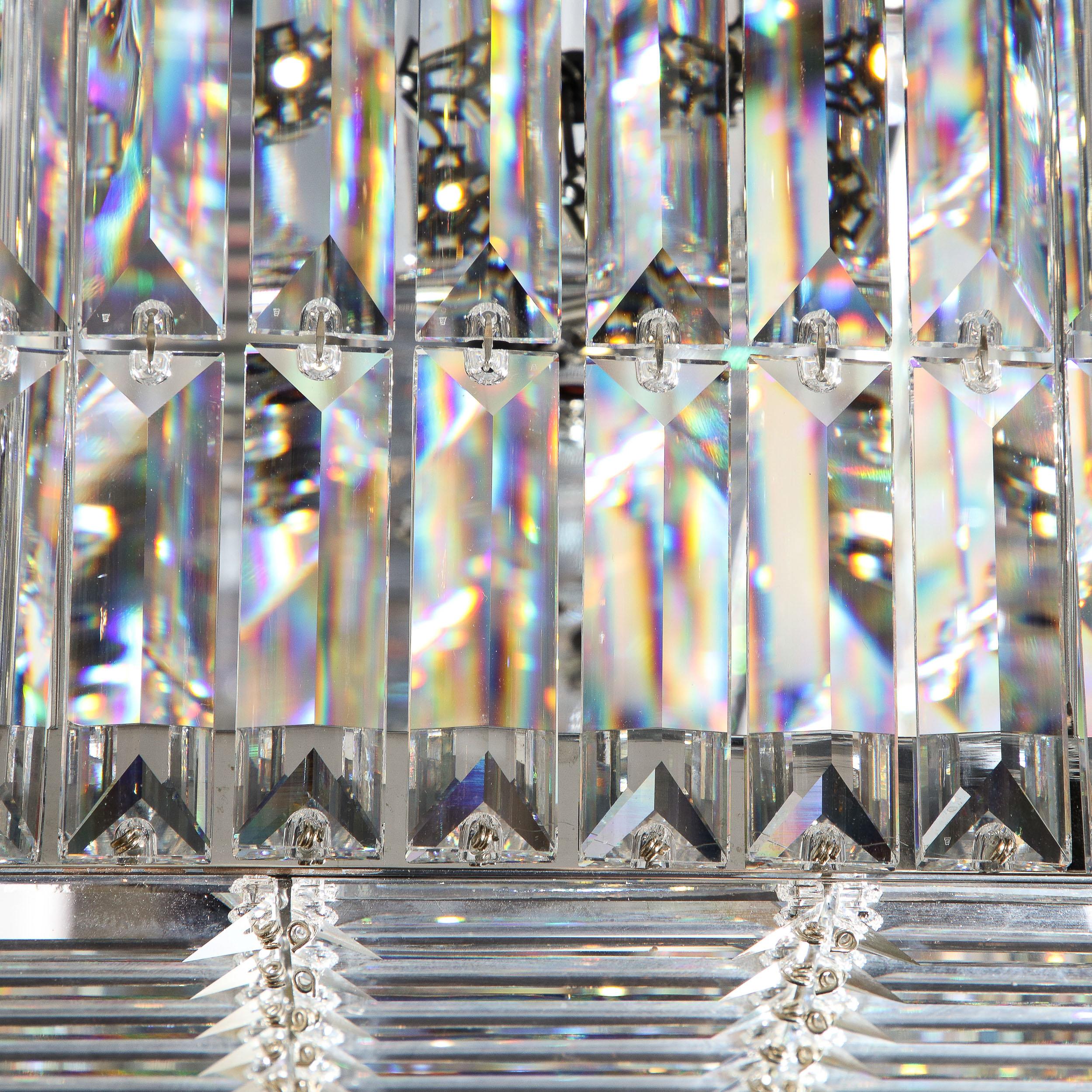 Lustre moderniste en forme de boîte à paillettes en cristal et chrome poli par Swarovski en vente 8