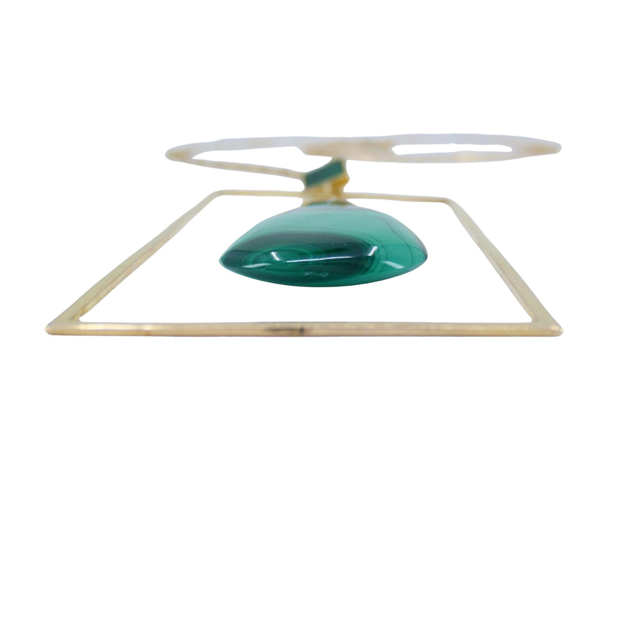 Modernist Gold Malachite Pendant Chain Necklace In Good Condition For Sale In Beverly Hills, CA