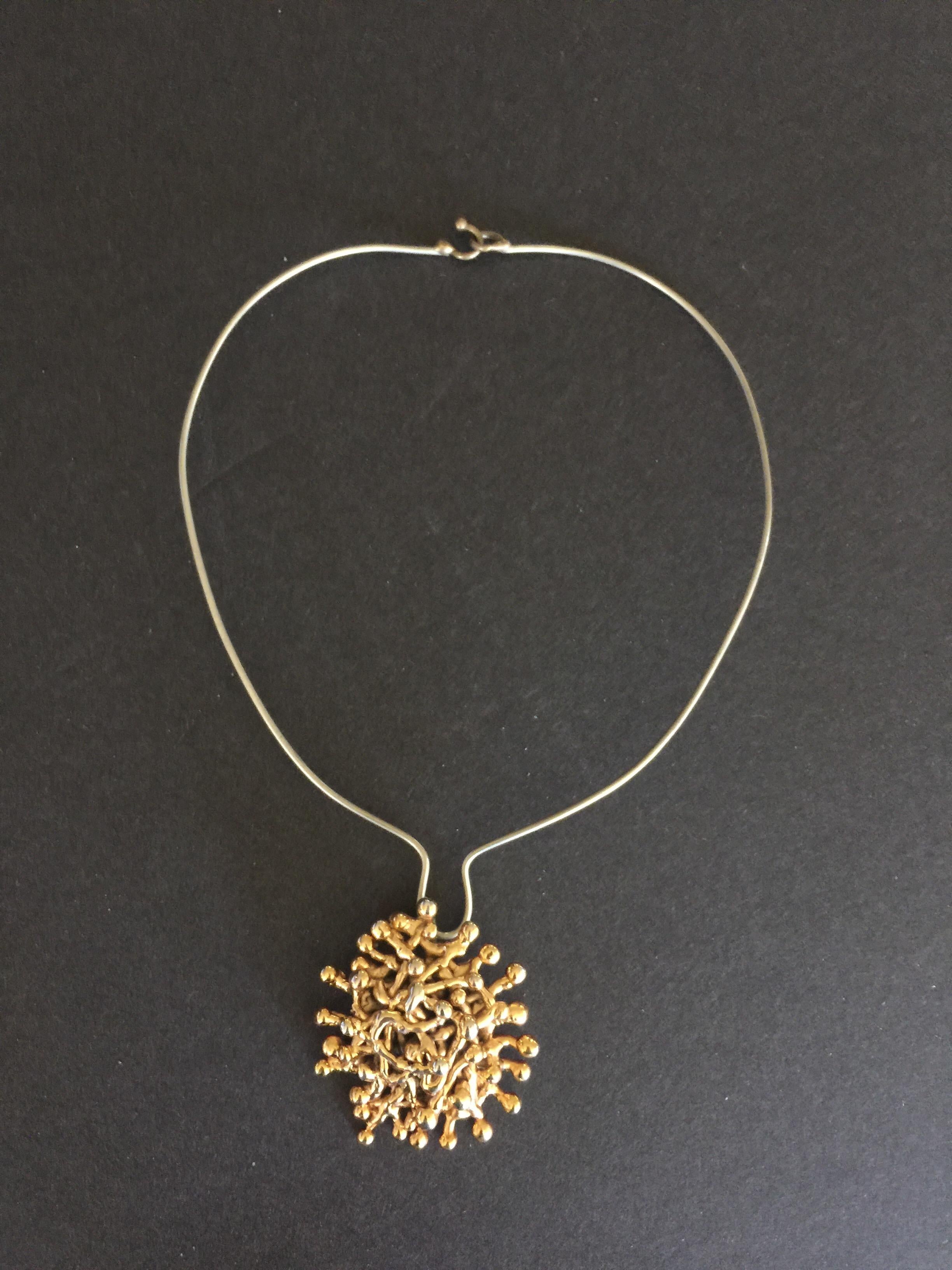 Modernist Gold on Bronze Pendant Necklace by Ibram Lassaw For Sale 4