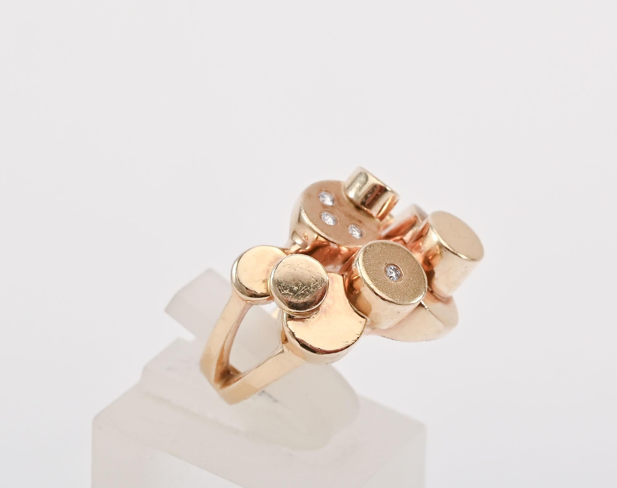 Round Cut Modernist Gold Ring For Sale