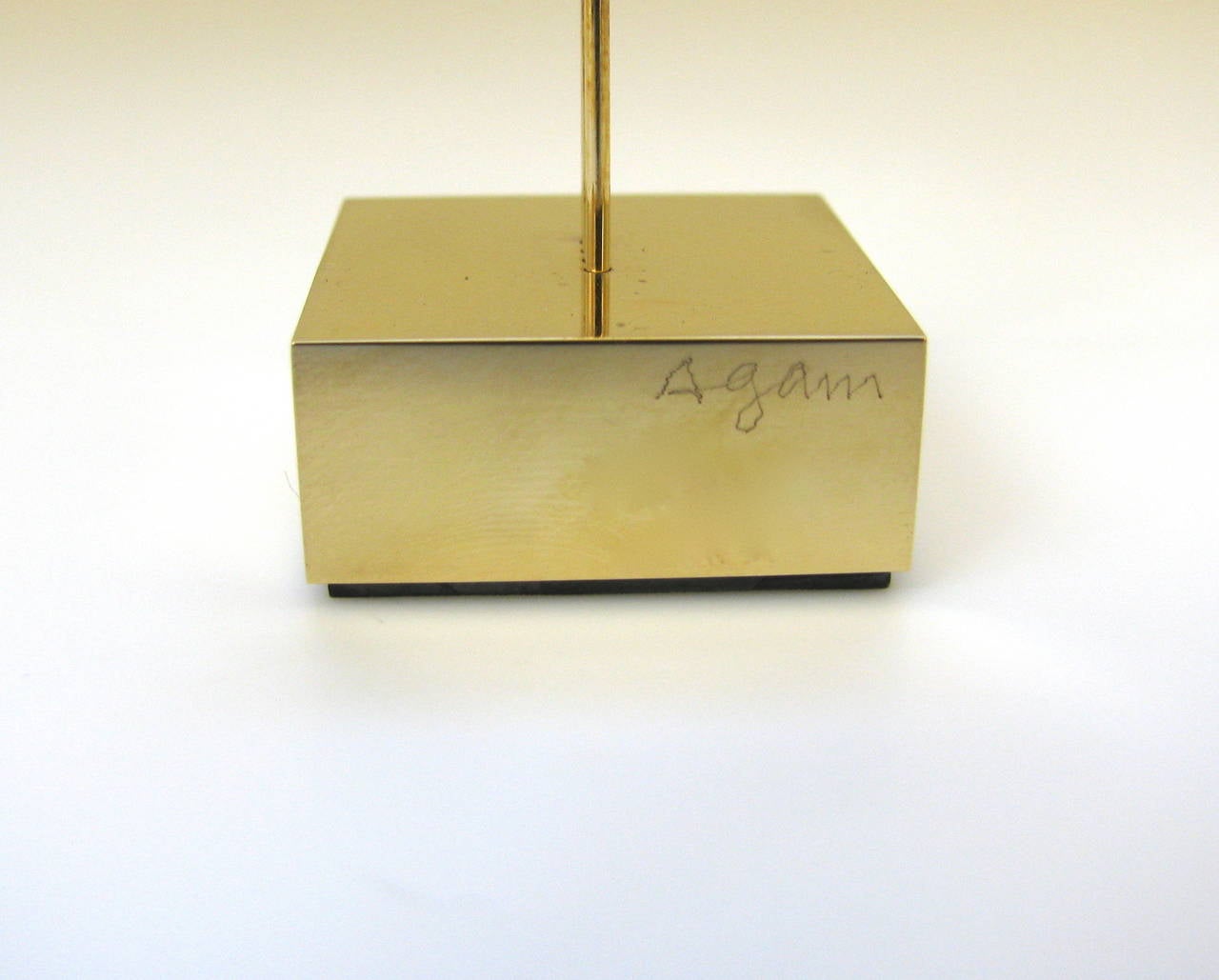 Sculpture moderniste en or de l'artiste Yaakov Agam Édition 1/3 en vente 4