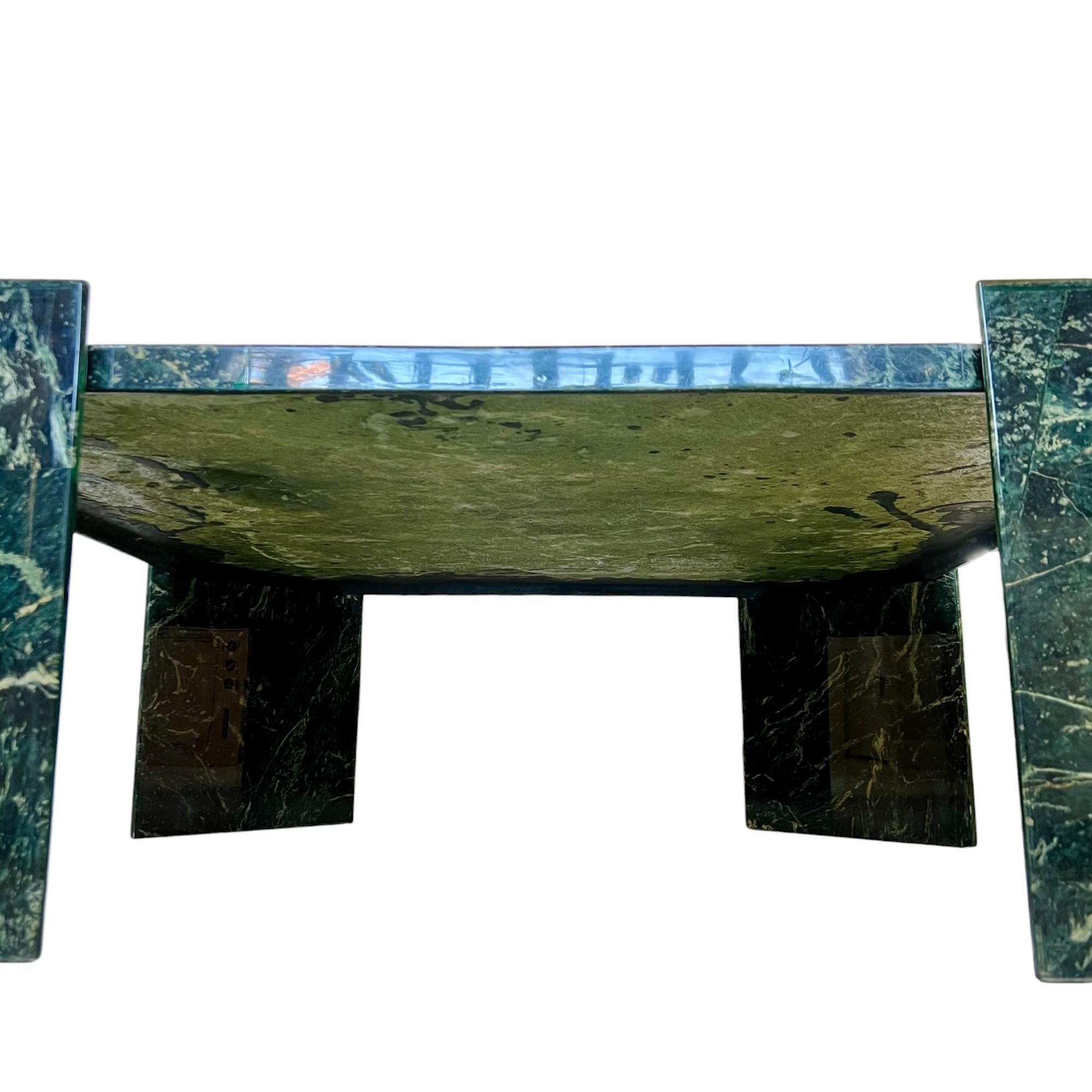 Modernist Green Faux Marble Fiberglass Cocktail Table, 1980s For Sale 1
