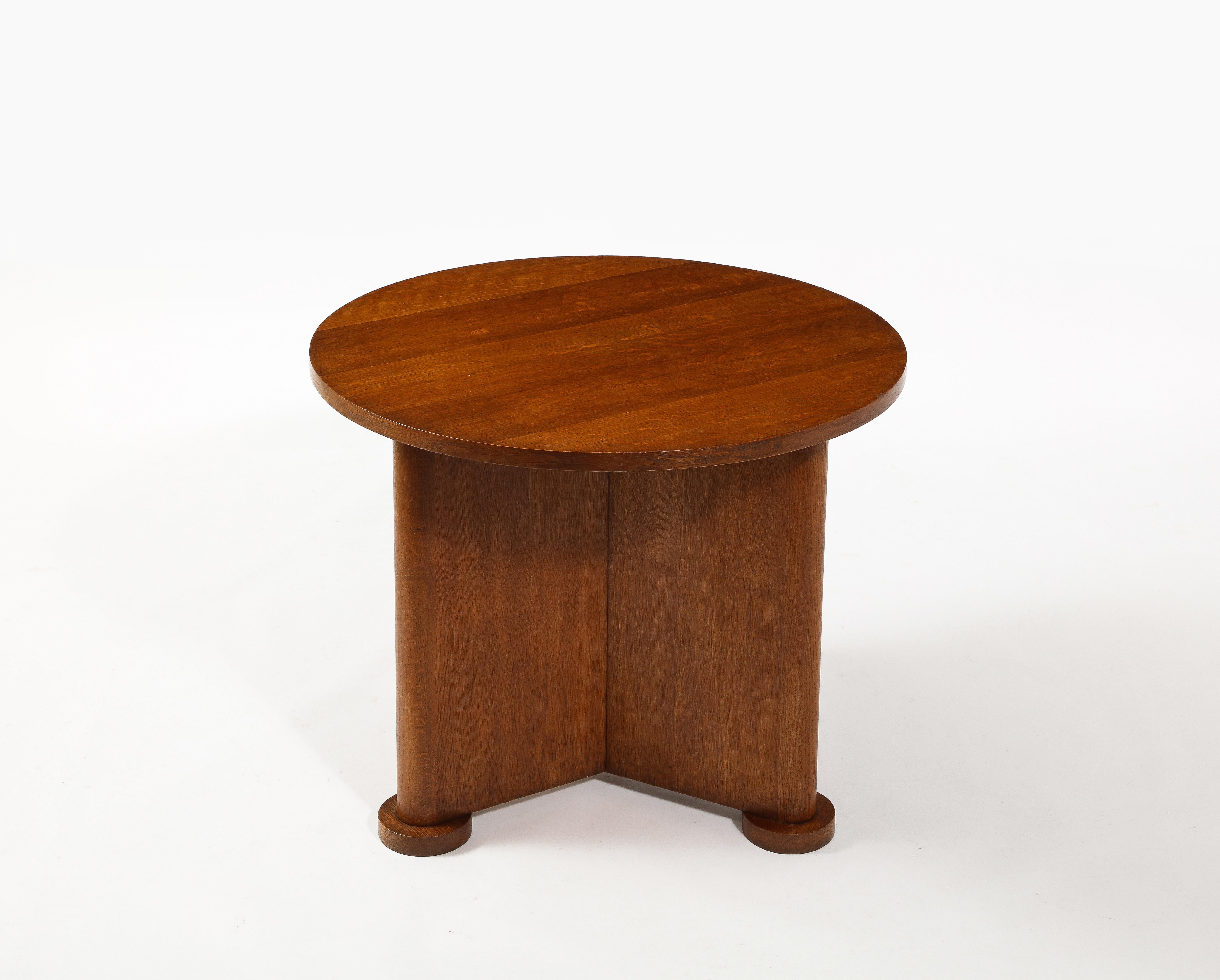 French Round Oak Modernized Art Deco Gueridon Side Table, France 1940's For Sale