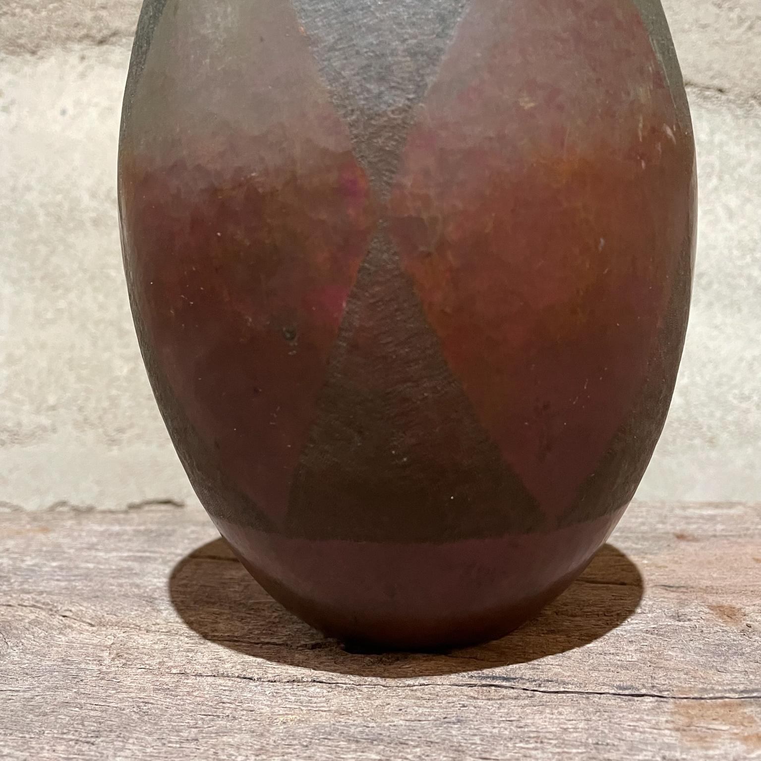 Mid-Century Modern Modernist Hammered Copper Vase Geometric Design Santa Clara del Cobre Mexico For Sale
