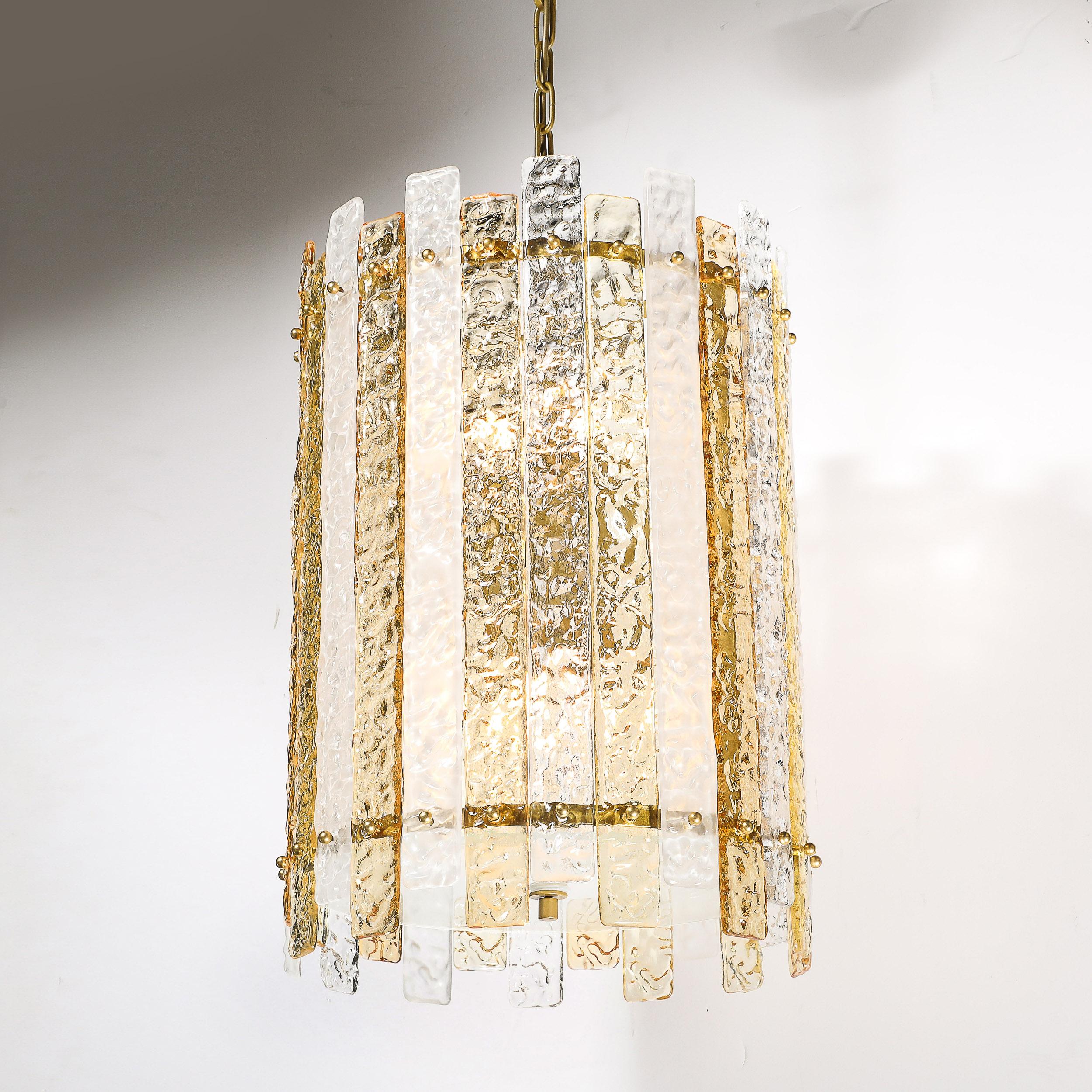 Lustre cylindrique moderne à panneaux en verre de Murano clair et ambre soufflé à la bouche Excellent état - En vente à New York, NY