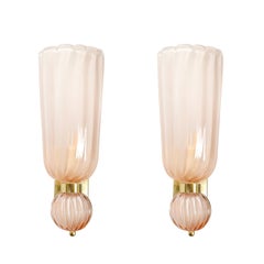 Modernistische mundgeblasene geriffelte Murano-Glas-Leuchter mit Orbital-Tropfen in mattiertem Rose