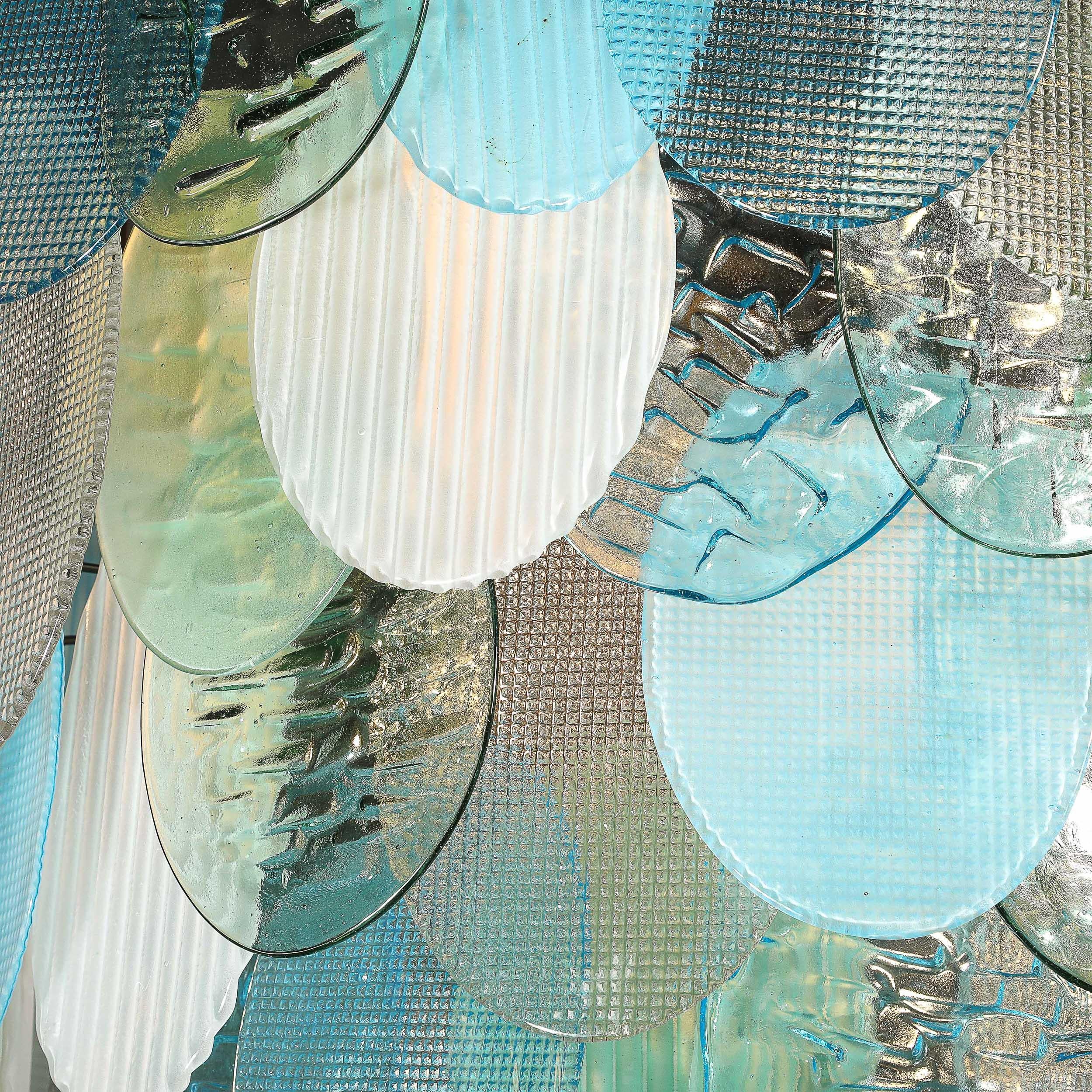 Verre de Murano Lustre moderniste à 7 branches en forme de disque texturé en aigue-marine mélangée, soufflé à la main par Murano en vente