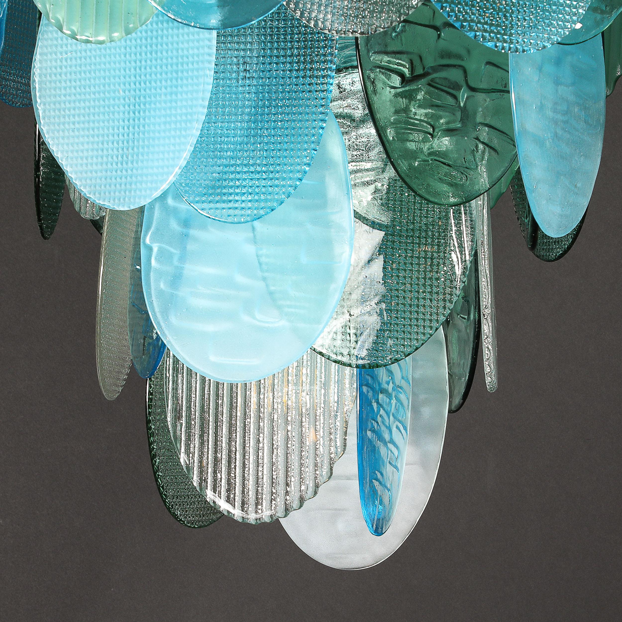Lustre moderniste à 7 branches en forme de disque texturé en aigue-marine mélangée, soufflé à la main par Murano en vente 2