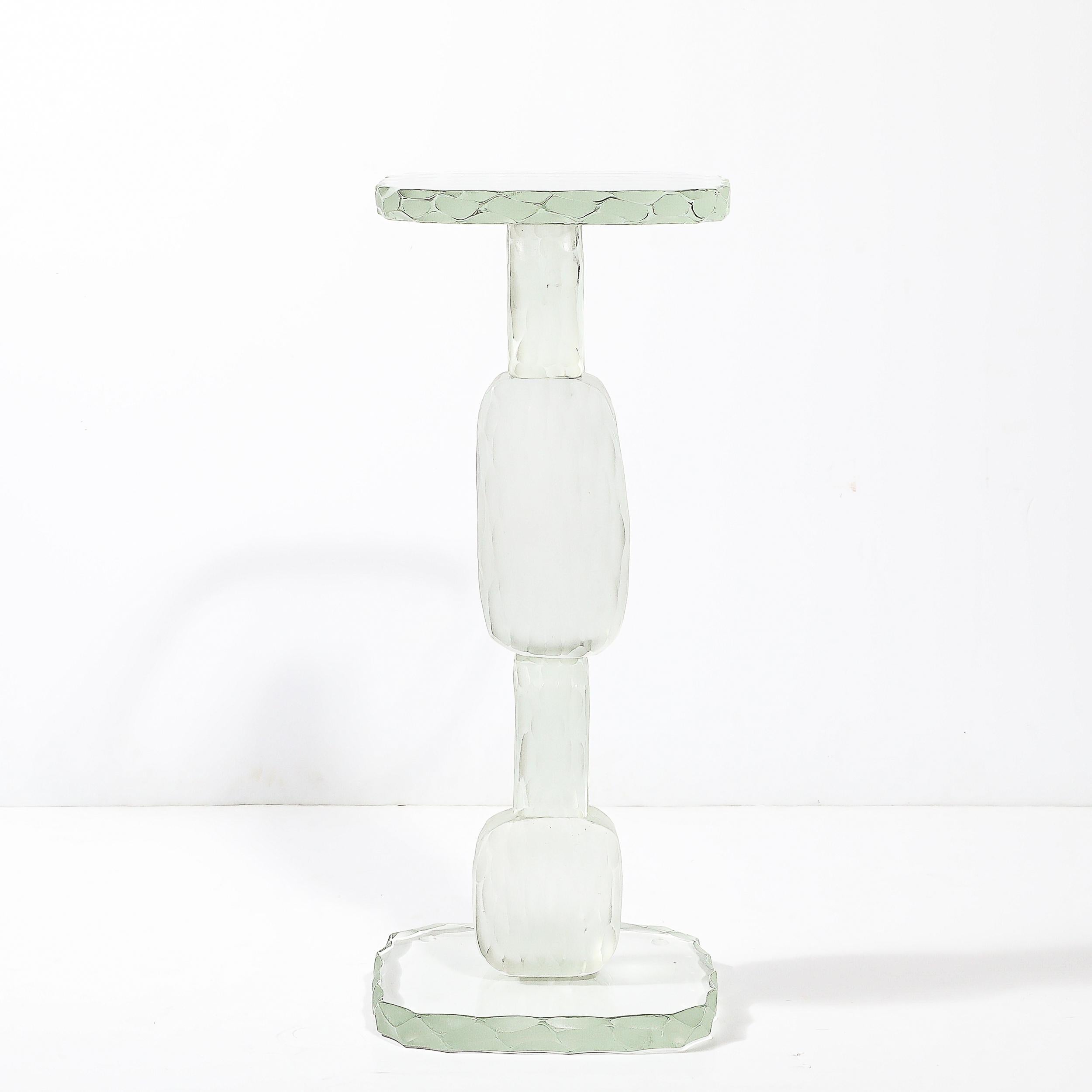 Modernistischer skulpturaler Beistelltisch aus mundgeblasenem Murano Battuto-Glas (Moderne) im Angebot