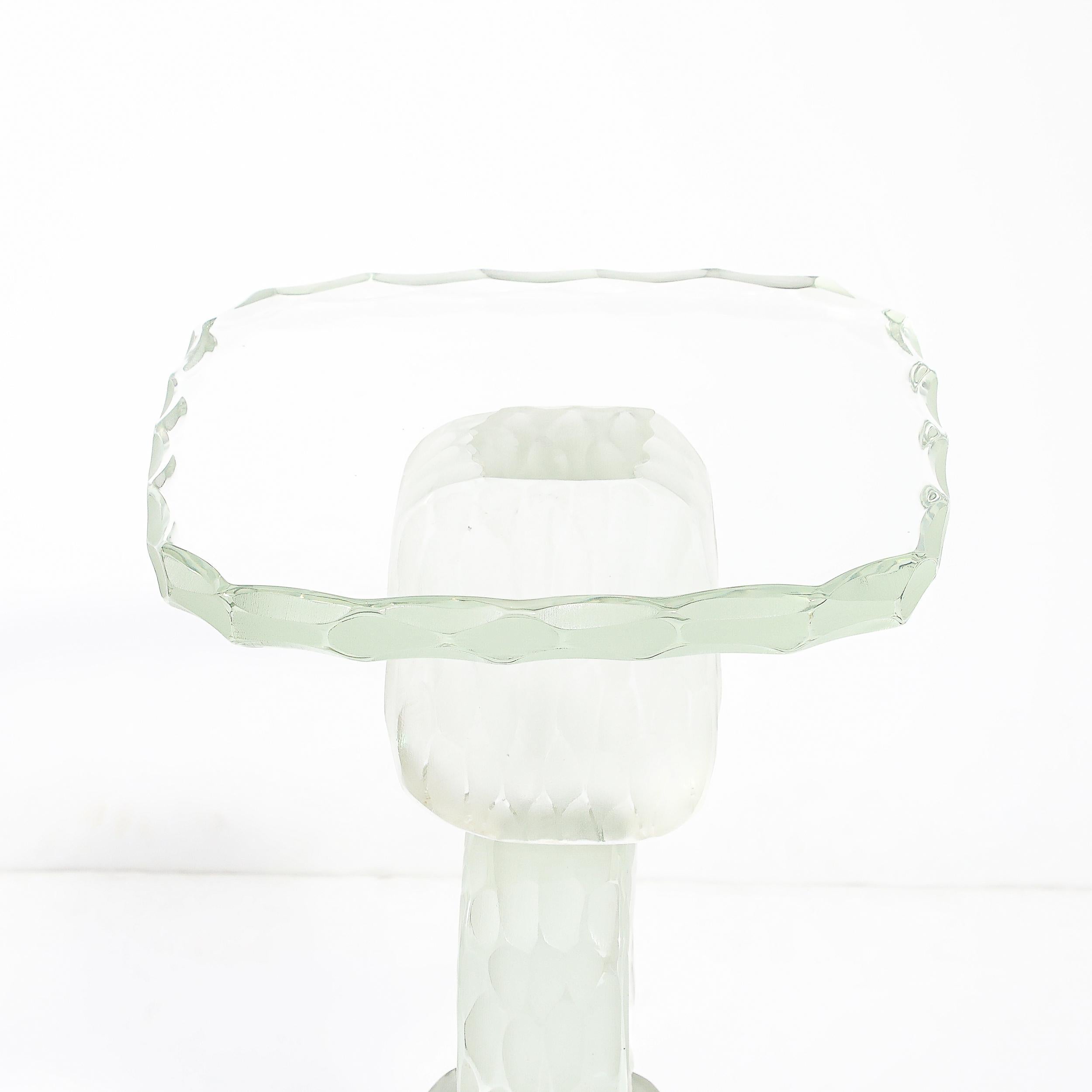 italien Table d'appoint moderniste pour boissons sculpturales en verre Battuto de Murano soufflé à la main en vente