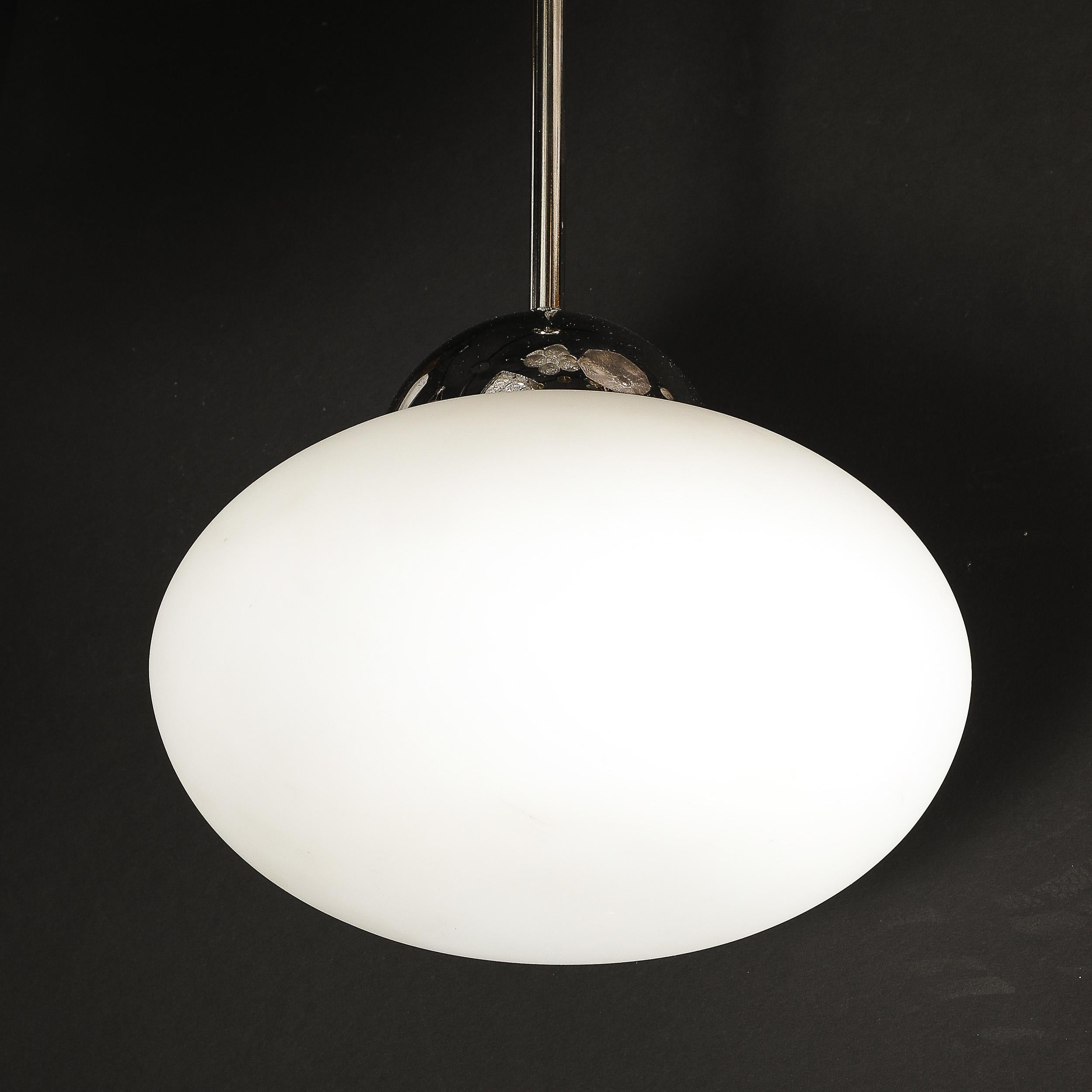 Lustre moderne à pendentifs en forme de globe givré, soufflé à la main à Murano, avec accessoires chromés en vente 5