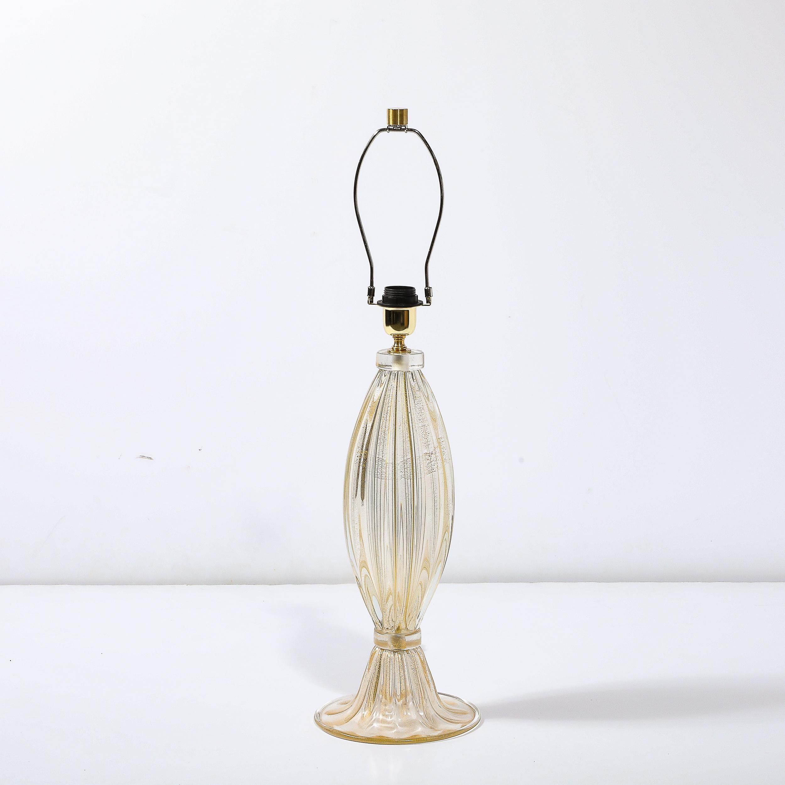 Modernist Hand-Blown Murano Glass Fluted Table Lamps W/ 24K Gold Fleck Detailing In New Condition In New York, NY