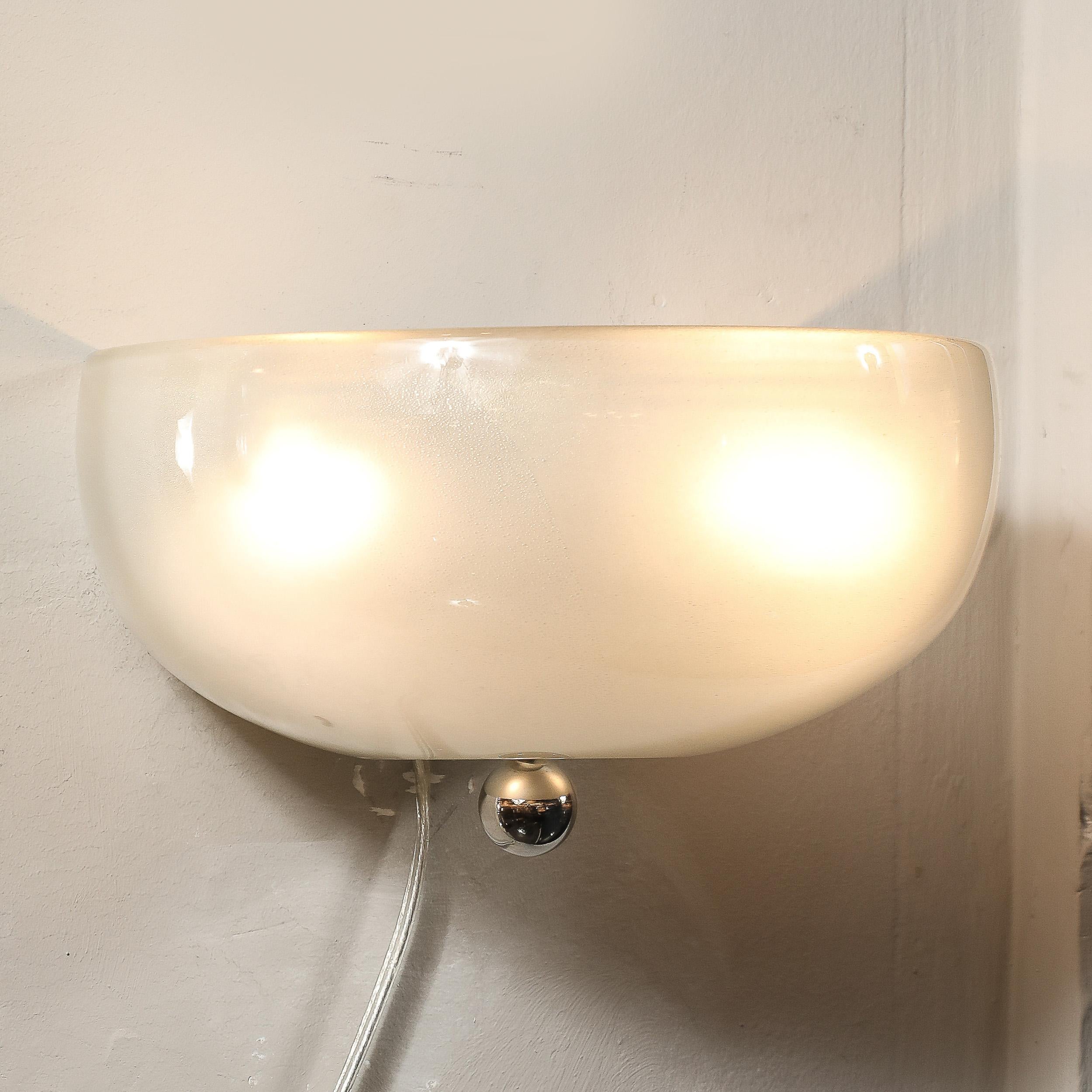 Modernist Hand-Blown Murano Glass Sconce in 24Karat White Gold Flecks For Sale 1