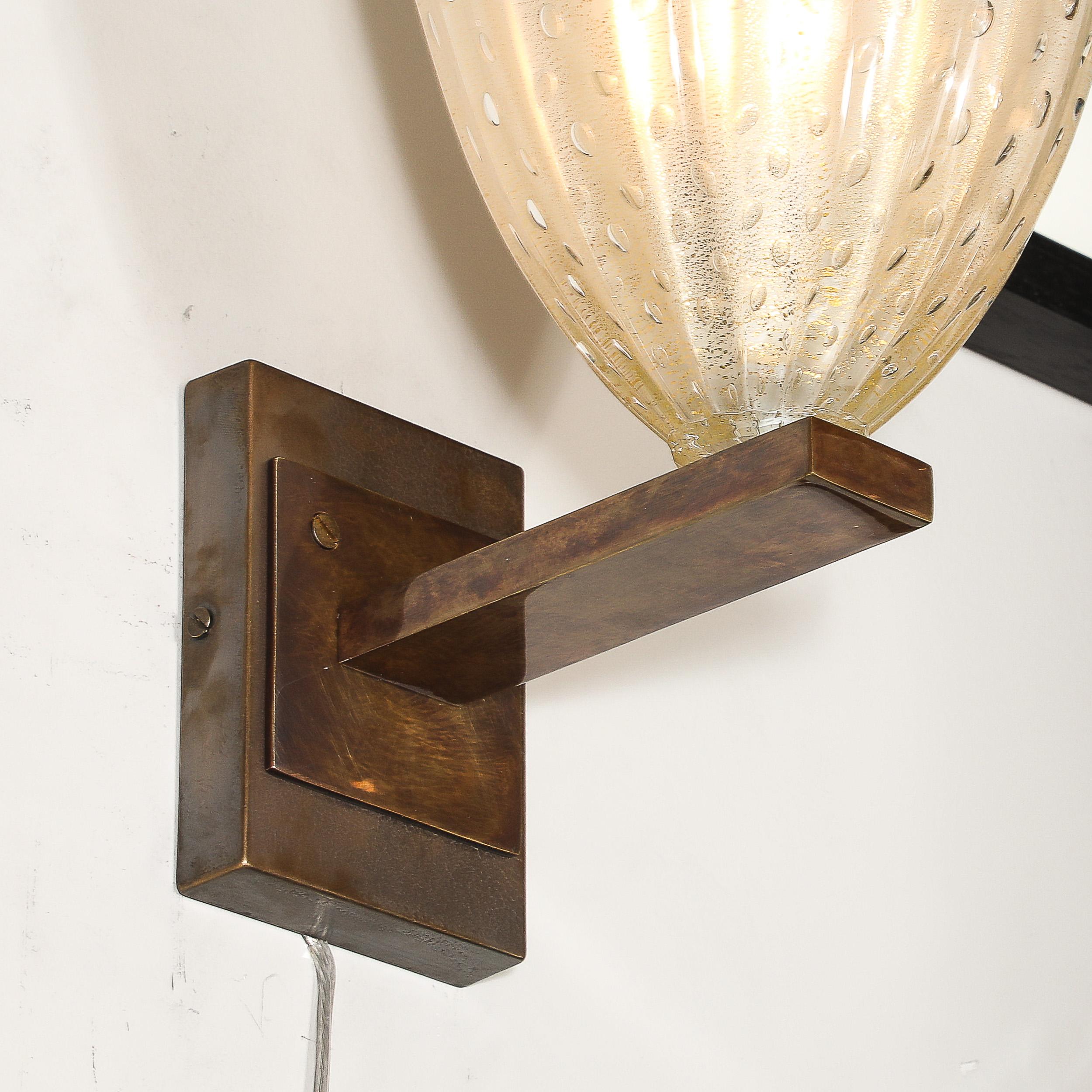 Modernist Hand-Blown Murano Glass Sconces in Opalene Glass with 24 Karat Gold in vendita 1