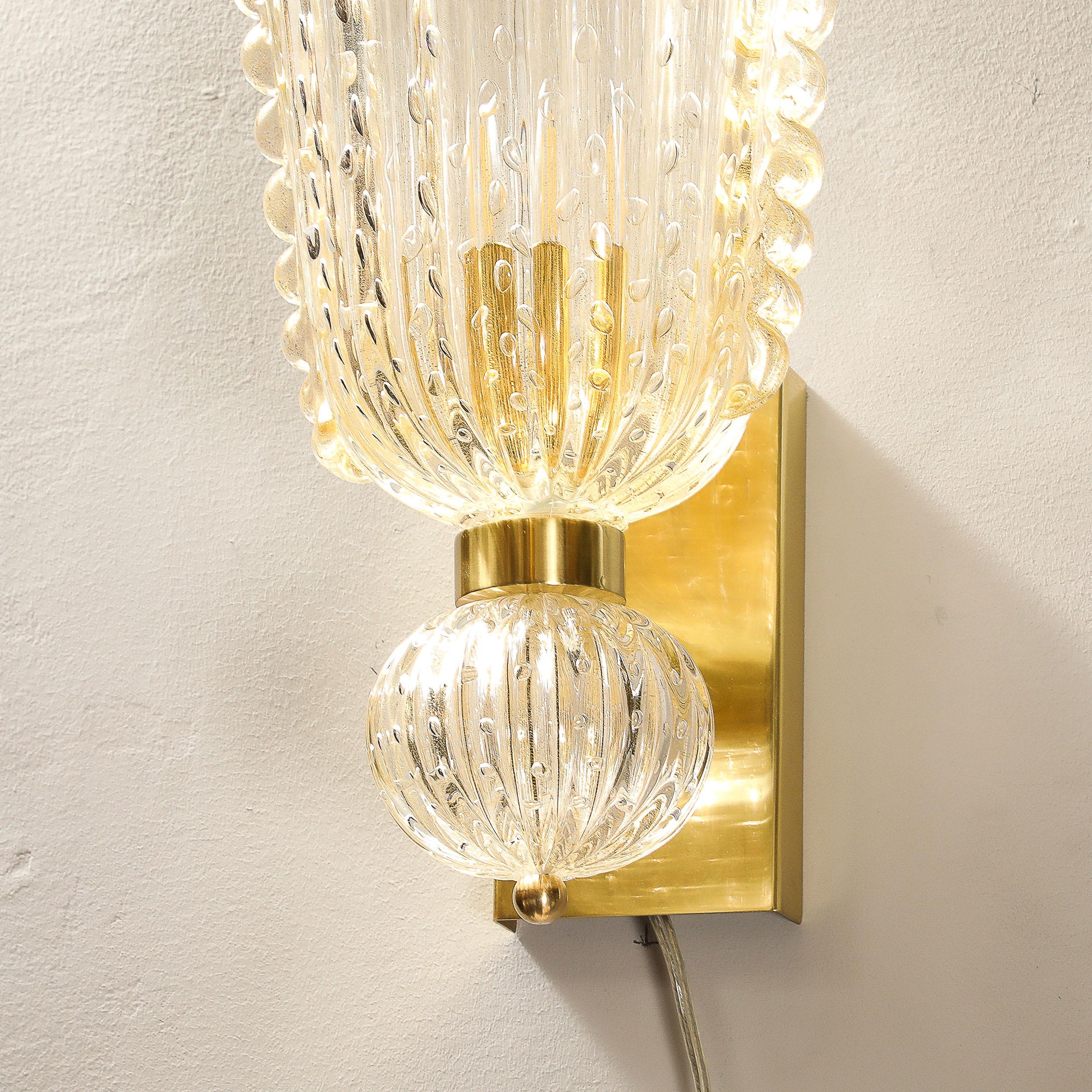 Appliques modernistes en verre de Murano soufflé à la main avec détails à volants et touches d'or 24 carats en vente 6