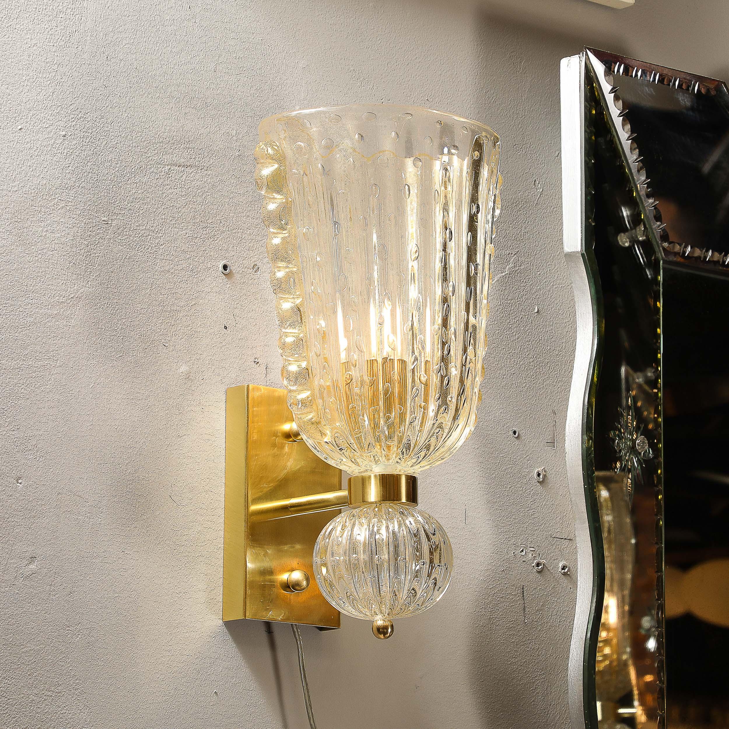 XXIe siècle et contemporain Appliques modernistes en verre de Murano soufflé à la main avec détails à volants et touches d'or 24 carats en vente